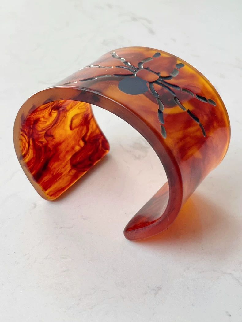 Undercover Undercover Early Rare Spider Fossil Amber Bracelet 2504-Nex Size ONE SIZE - 5 Thumbnail