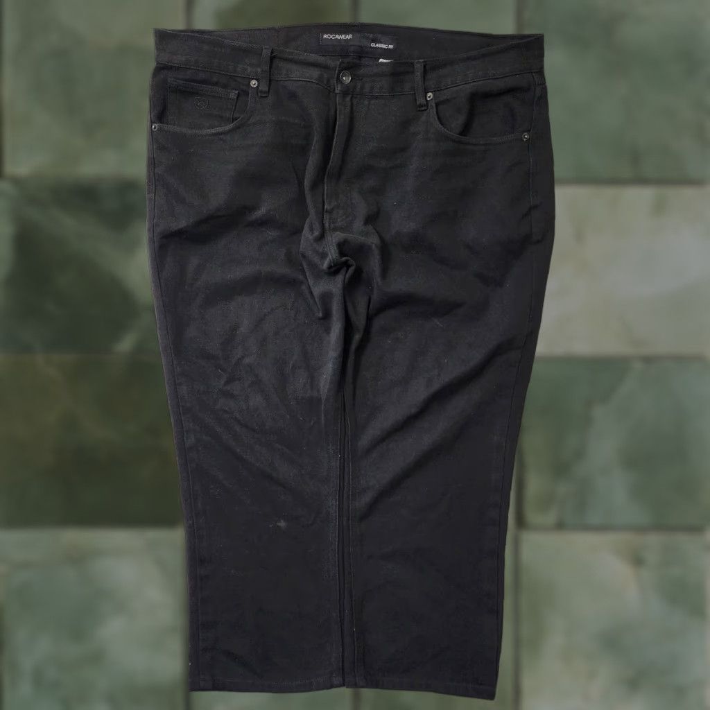 Rocawear VINTAGE Rocawear Baggy Jeans Mens 44 Black Inseam 26 Embroidered Tapered Pocket Skater Flap Styles: Jeans, Regular, Men Size US 44 / EU 60 - 1 Thumbnail