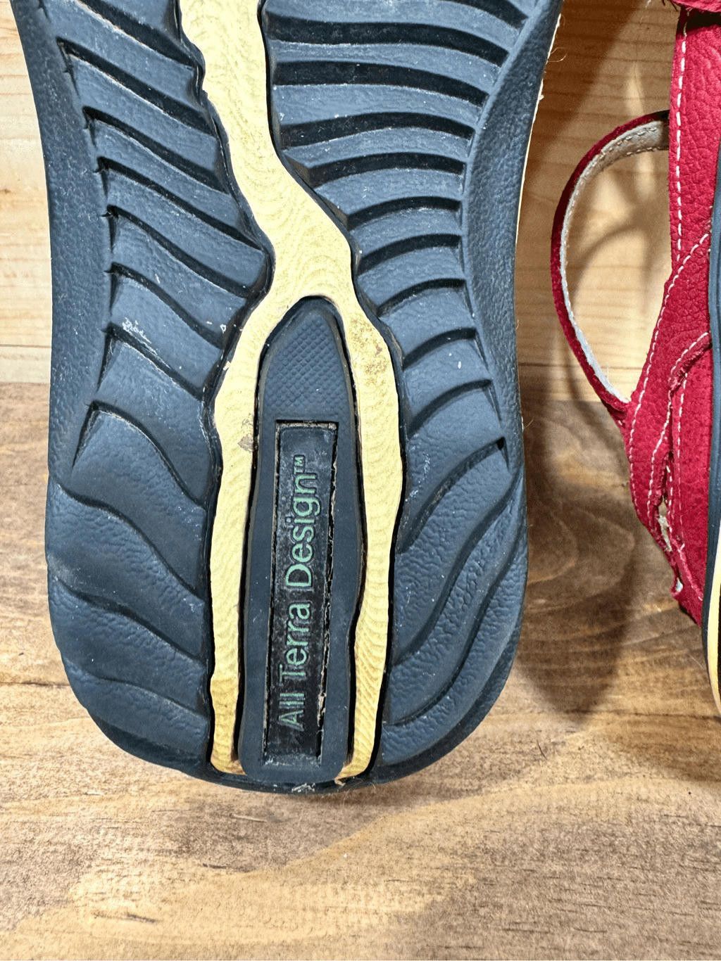 Designer Jambu Women's Size 9.5 Spain Red Leather Mary Jane Sandals Size US 9.5 / IT 39.5 - 9 Thumbnail