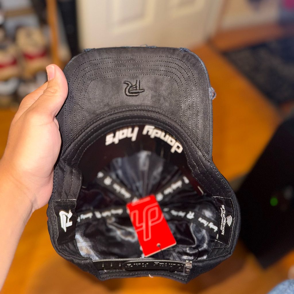 New Era Dandy Hats x Fuerza Regida Distressed Red Size ONE SIZE - 3 Thumbnail