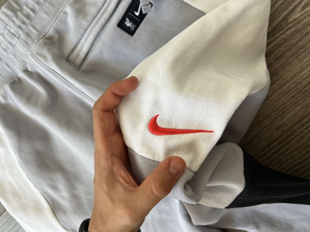 Nike Nike X LFC Liverpool Football Club Big Logo Drill Joggers Size US 32 / EU 48 - 23 Thumbnail