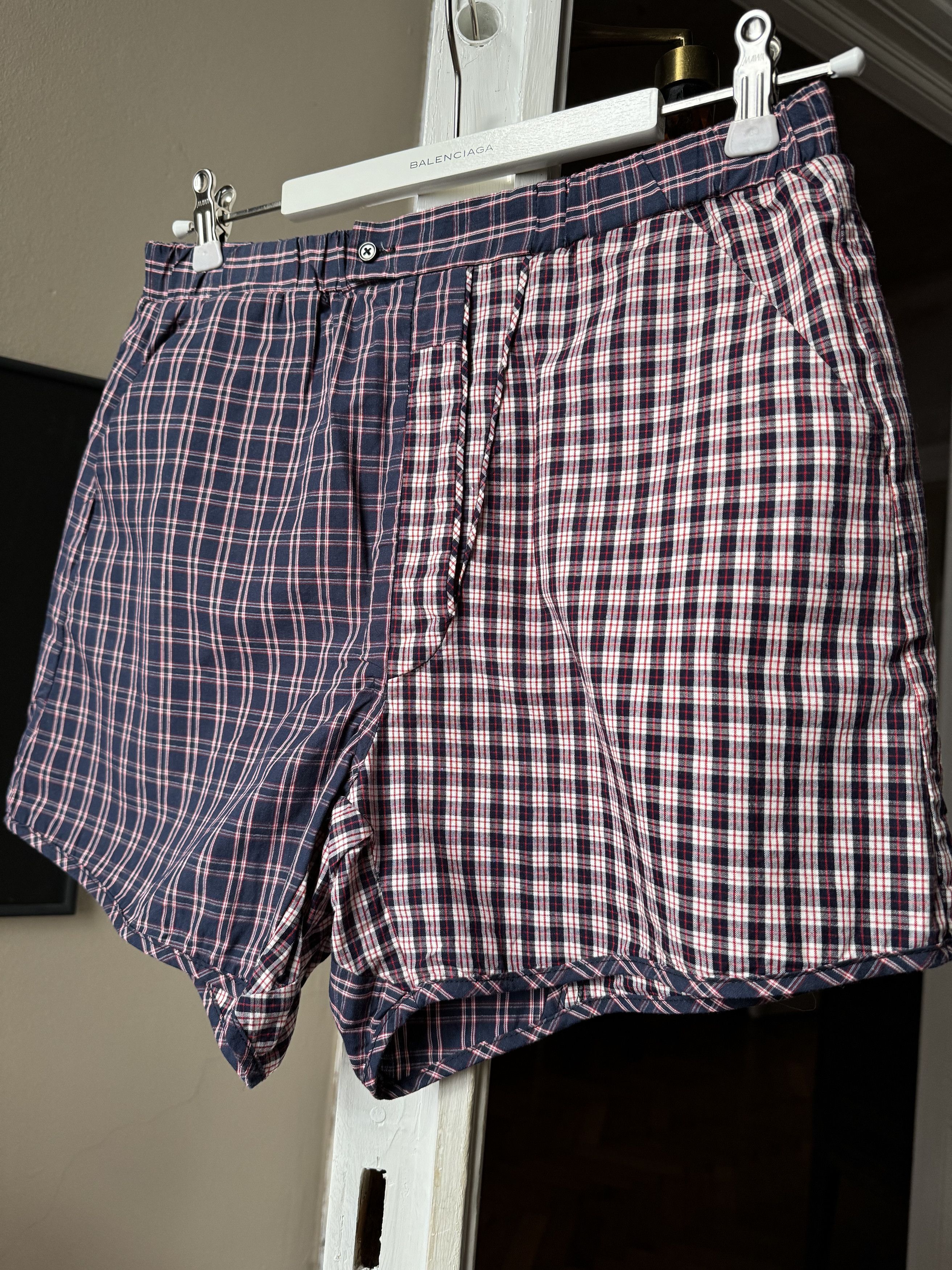 Henrik Vibskov HENRIK VIBSKOV SHORT PANTS TOP-SIZE XS Size US 30 / EU 46 - 11 Thumbnail