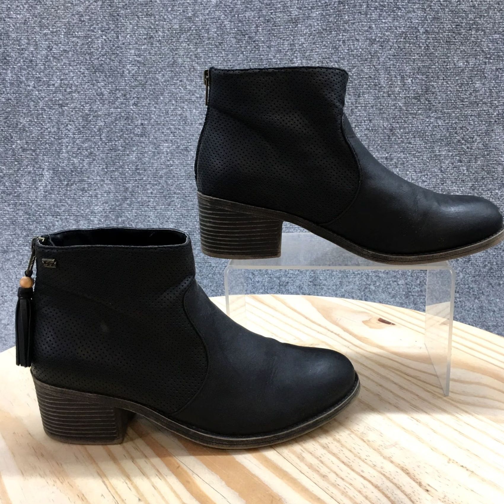 Billabong Billabong Boots Womens 8 Talia Casual Back Zip Ankle Bootie Black Faux Leather Size US 8 / IT 38 - 2 Thumbnail