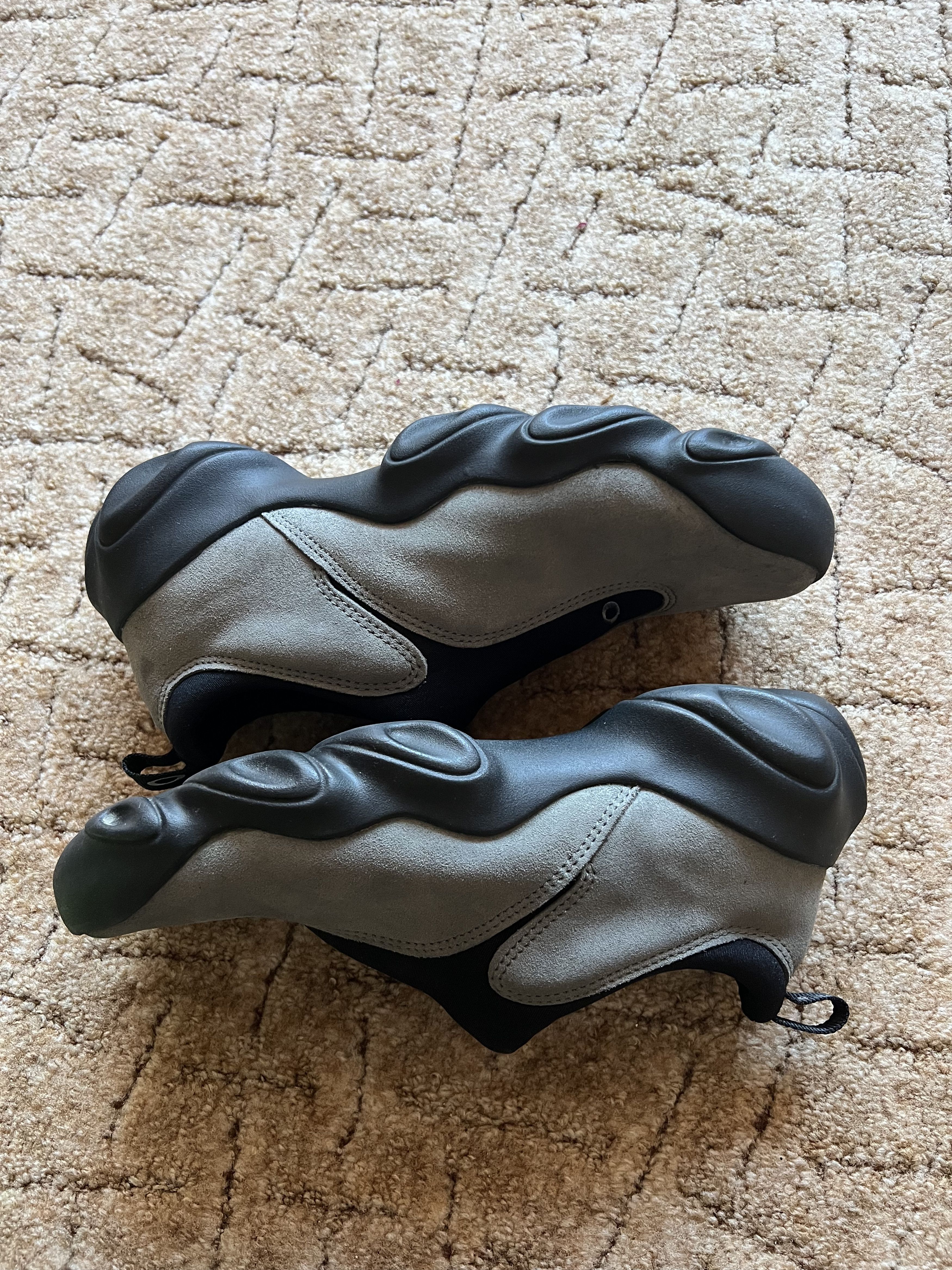 Oakley × Vintage Oakley Flesh Vintage Slip On Sneakers size 44 Eu US 10 Size US 10 / EU 43 - 8 Thumbnail