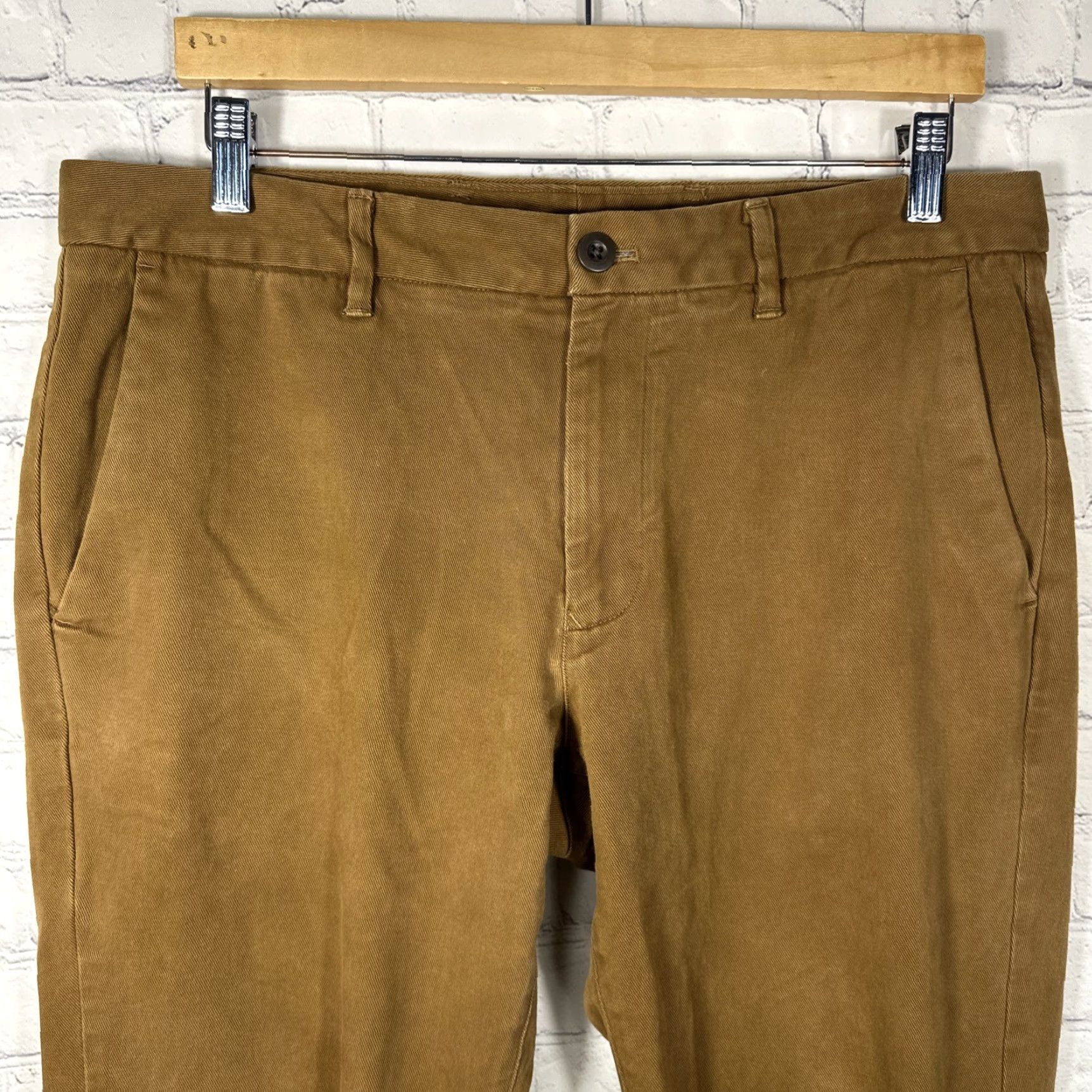 Bonobos Bonobos Athletic Fit Pants Mens 34 Brown Chino 31 Inseam Flat Front Zip Casual Preppy Workwear Shirt? Size US 34 / EU 50 - 2 Thumbnail