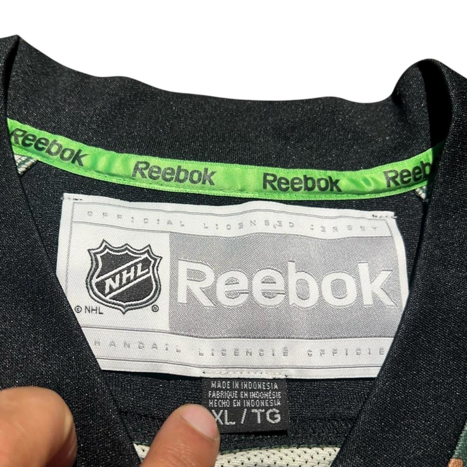 Reebok Los Angeles Kings Reebok NHL Digital Camo Camouflage Jersey Size US XL / EU 56 / 4 - 4 Thumbnail