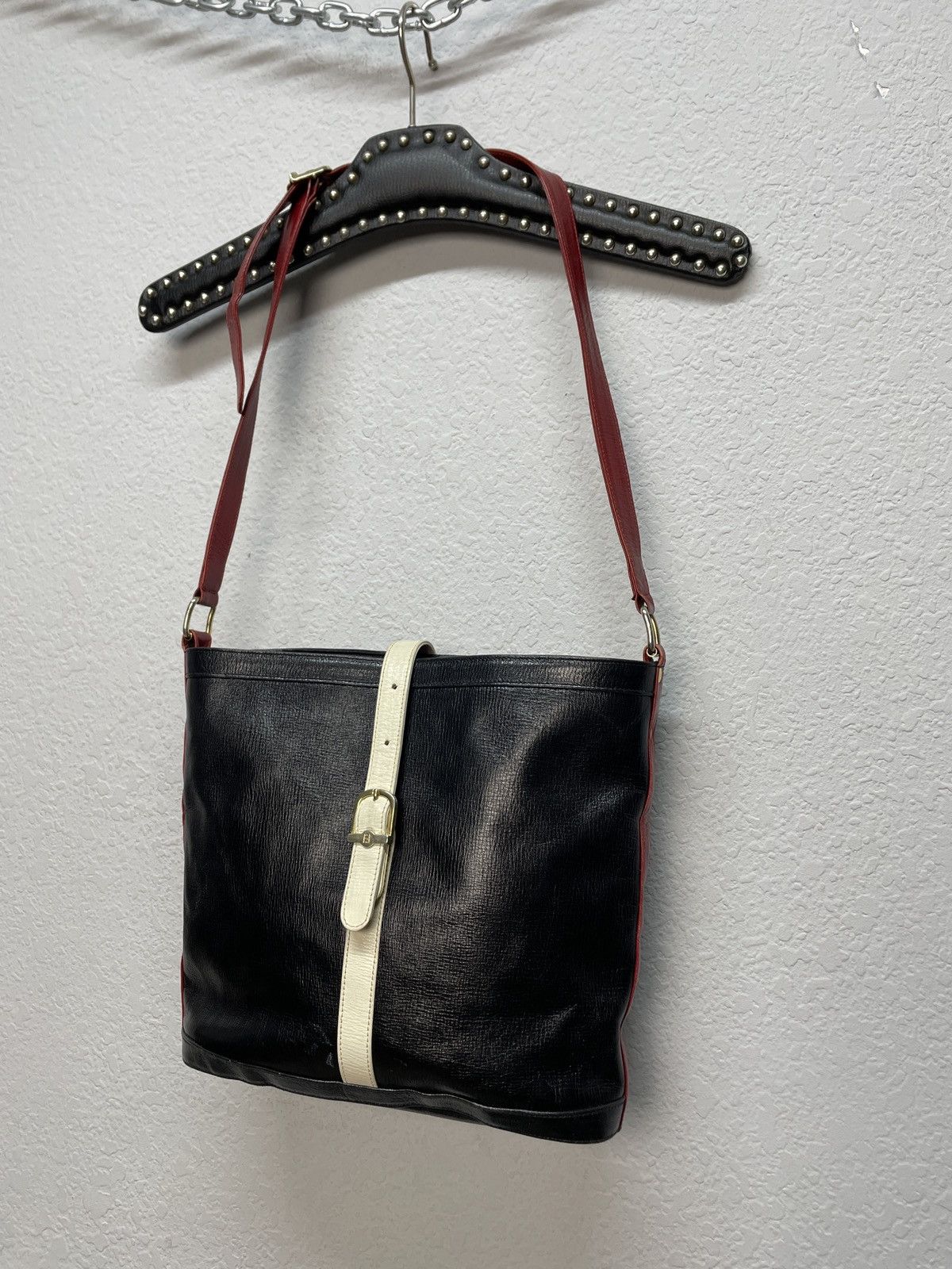 Designer × Fendi Vintage Y2K Fendi Monogram Leather Shoulder Bag Size ONE SIZE - 8 Thumbnail
