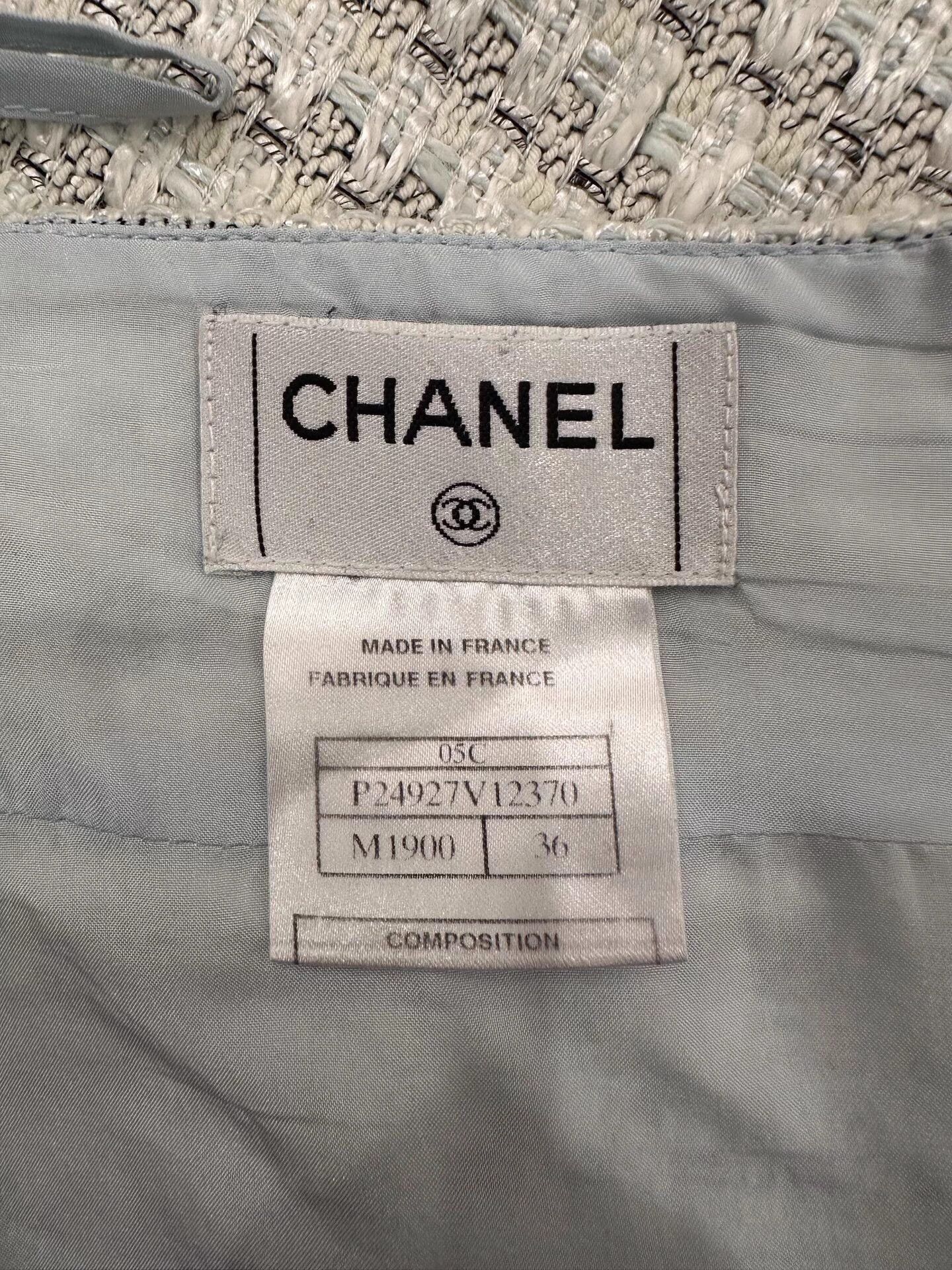 Chanel Chanel Women's ivory C logo skirt 36 Size 26" / US 2 / IT 38 - 4 Thumbnail