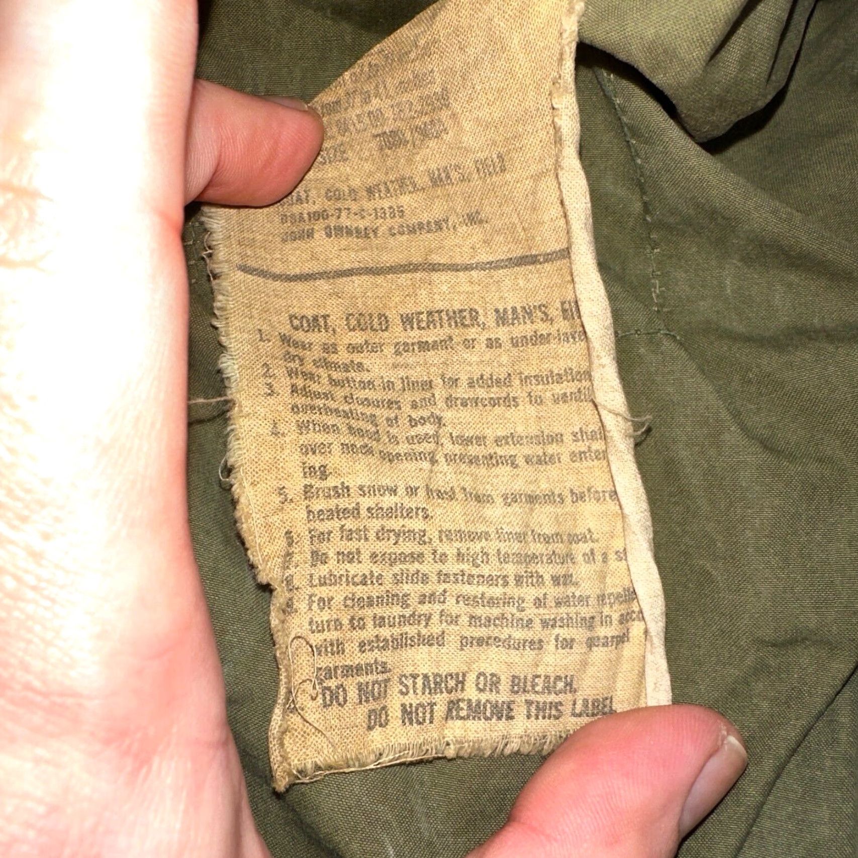 Vintage VTG U.S. Army M-65 Field Jacket Coat Green Nylon Mid-Length Zip Snap Hooded All Seasons Pockets Vietnam 70s Mens M Size US M / EU 48-50 / 2 - 6 Thumbnail