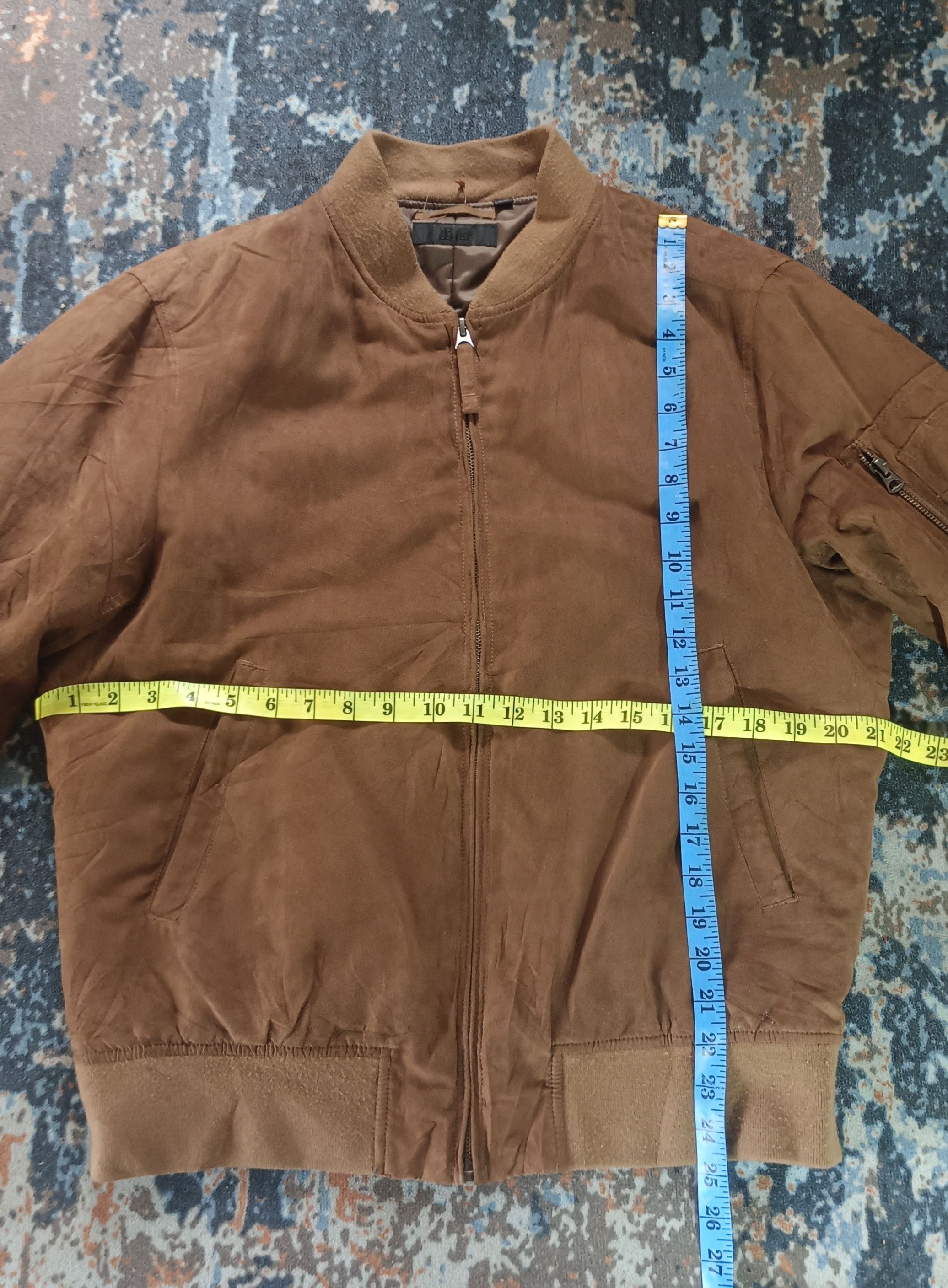 Japanese Brand × Uniqlo × Vintage Uniqlo Bomber Velvet Jacket Size US L / EU 52-54 / 3 - 13 Thumbnail
