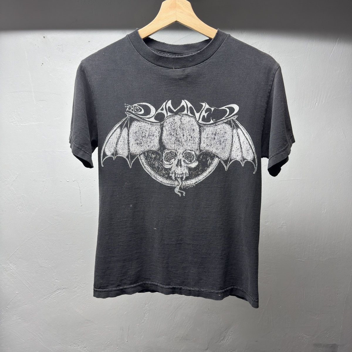 Vintage 90s The Damned Thrashed Faded Distressed Shirt ERD Grunge Size US S / EU 44-46 / 1 - 1 Thumbnail