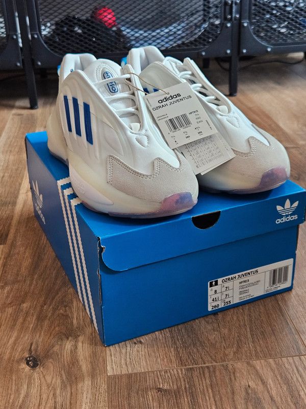 Adidas Adidas Ozrah Juventus 41 Size US 8 / EU 41 - 3 Thumbnail