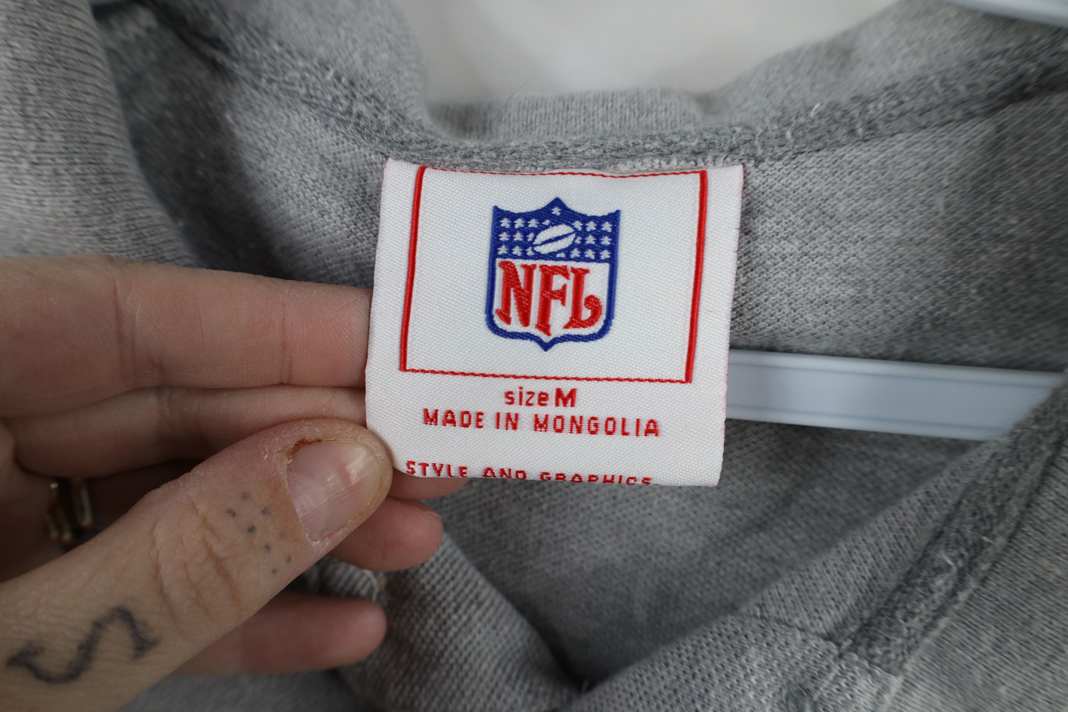 Vintage Vintage Y2K NFL Detroit Lions Football Polo Shirt Gray Size US M / EU 48-50 / 2 - 11 Thumbnail