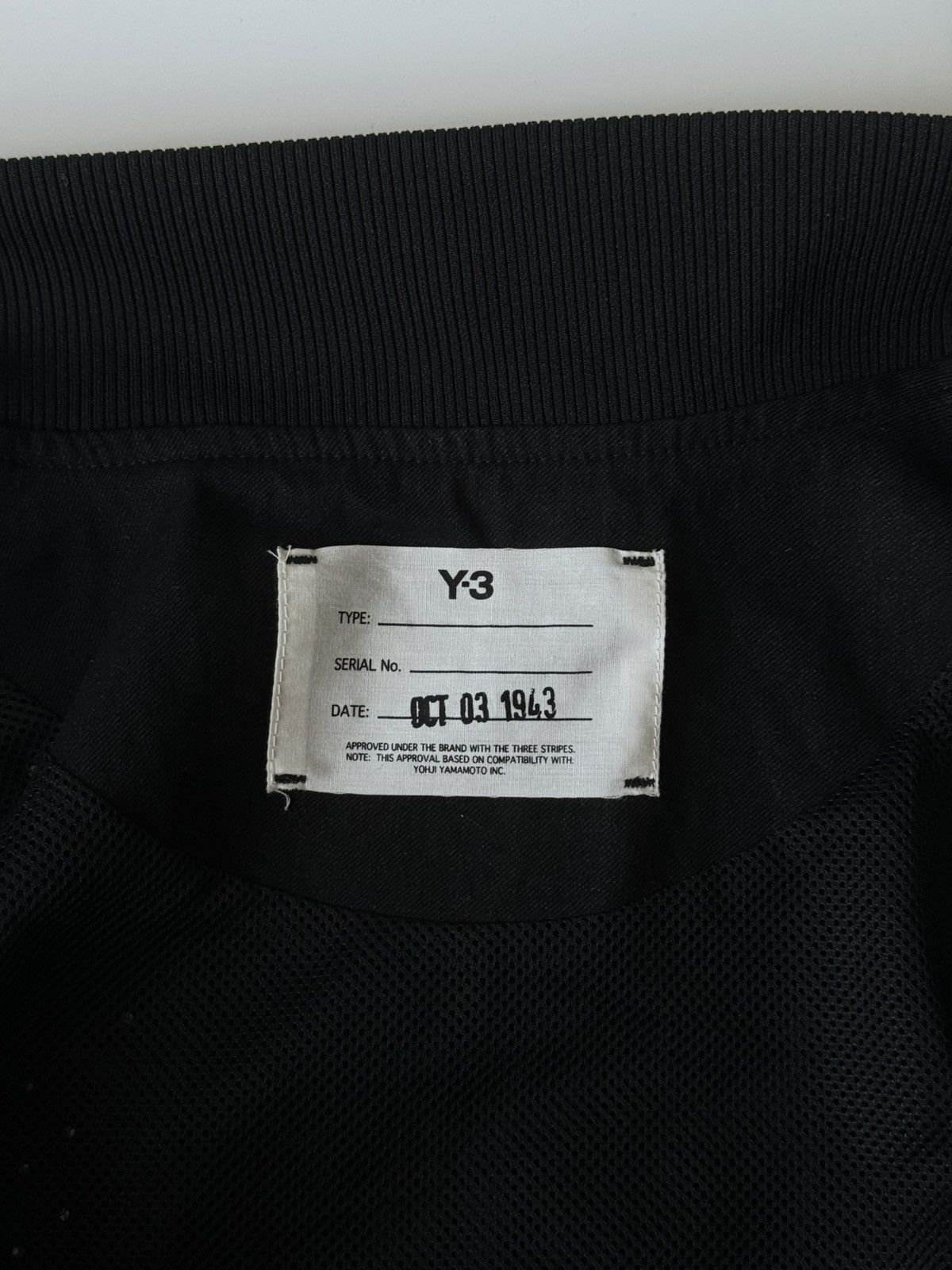 Y-3 Y-3 YOHJI YAMAMOTO TECH-CTN BOMBER JACKET Size US M / EU 48-50 / 2 - 12 Thumbnail
