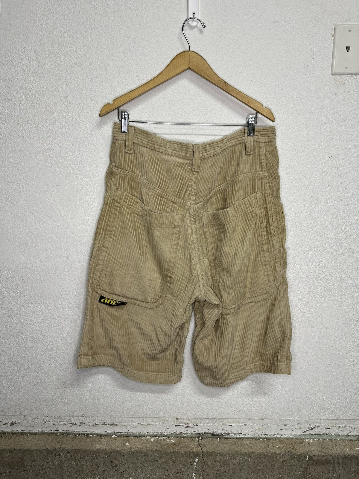 JNCO Vintage JNCO Corduroy Baggy Shorts(no button) Size US 34 / EU 50 - 2 Thumbnail
