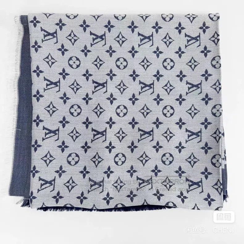 Louis Vuitton Louis Vuitton Blue Denim Scarf Size ONE SIZE - 3 Thumbnail