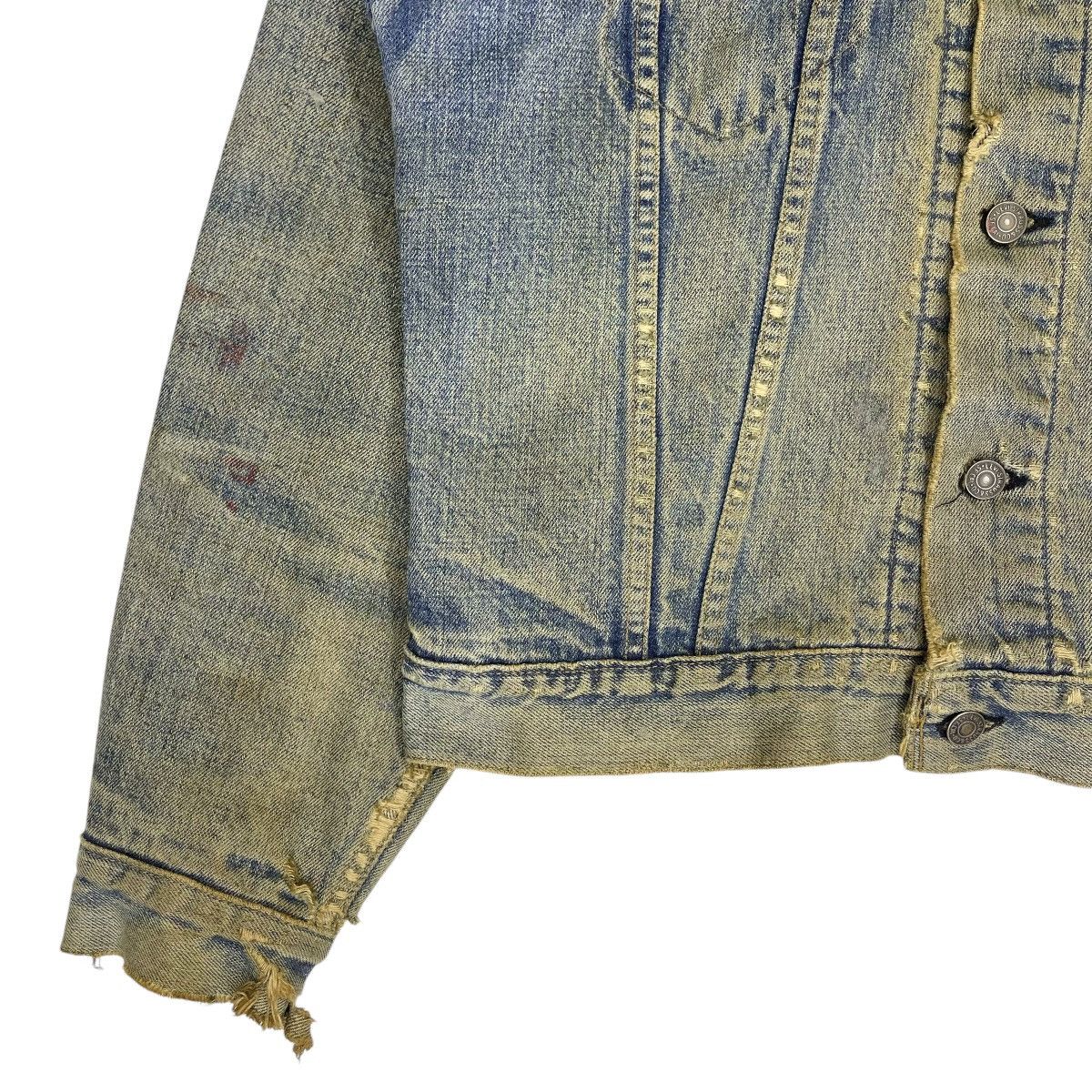 Levi's × Levi's Vintage Clothing 70s Thrased Levi’s Distressed Worn Denim Jacket Size US M / EU 48-50 / 2 - 4 Thumbnail