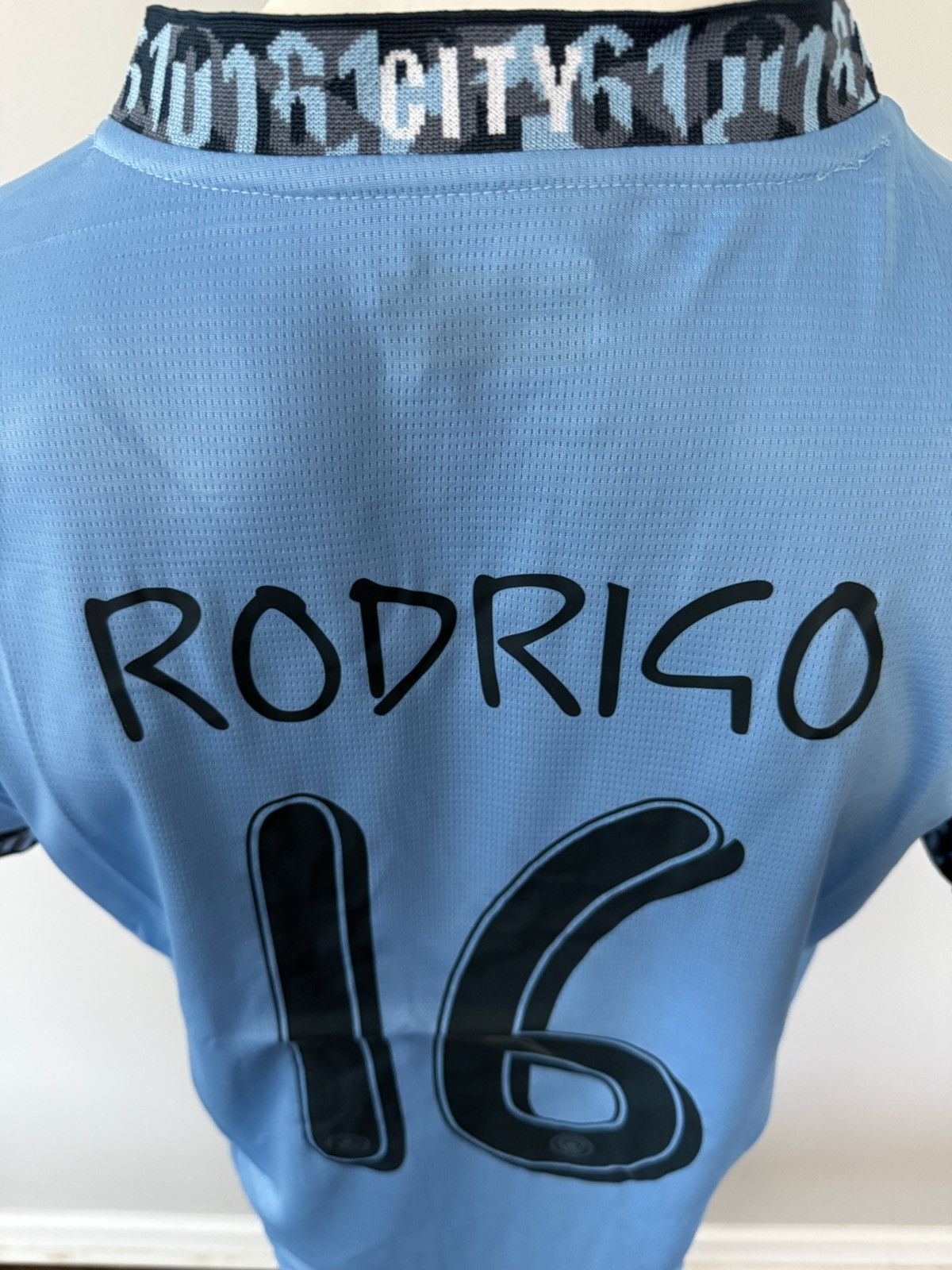 Puma Rodrigo Manchester City CL New Men’s Puma Soccer Jersey - M Size US M / EU 48-50 / 2 - 10 Thumbnail