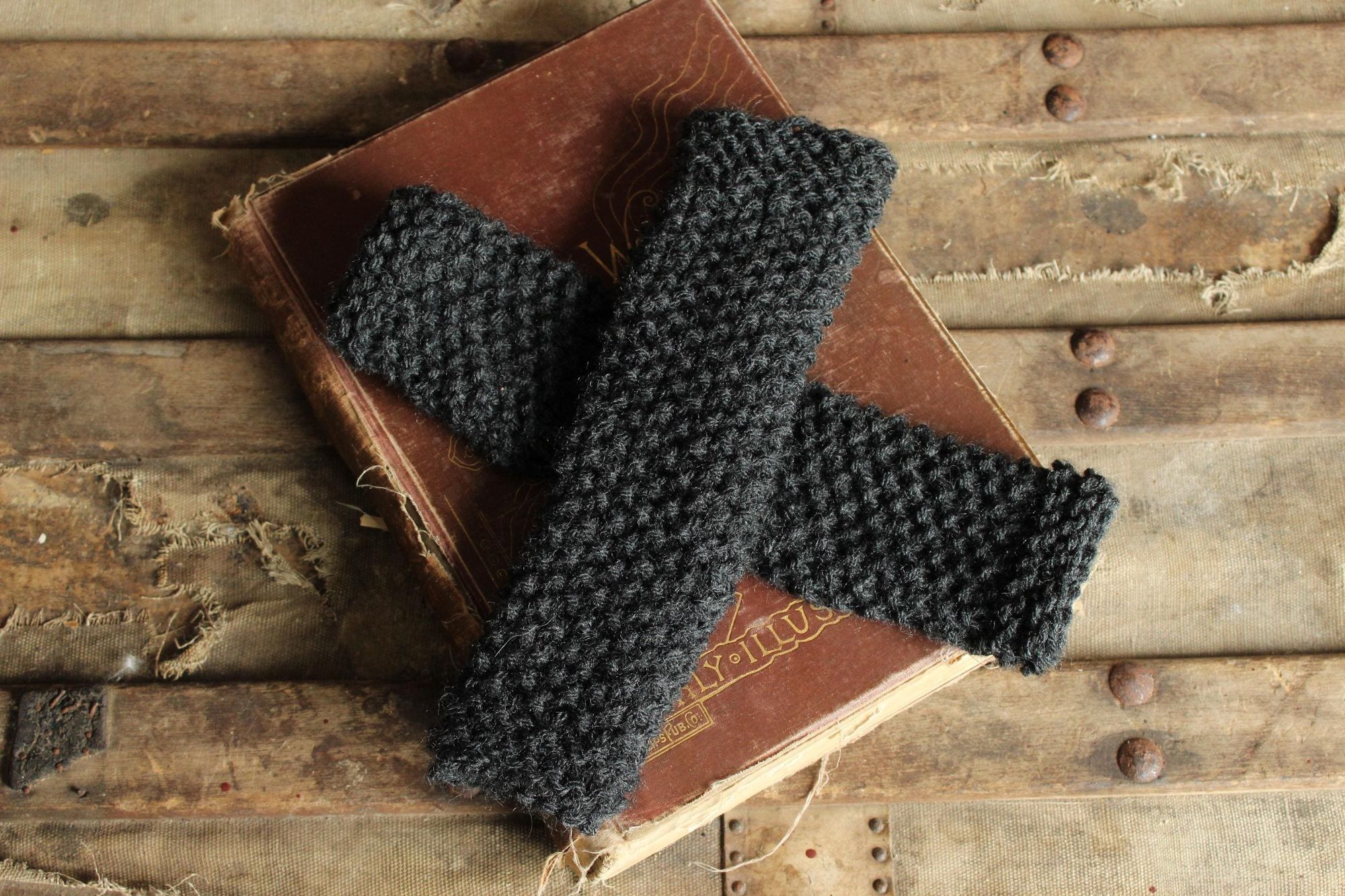 Handmade Hand Knit Fingerless Gloves, Armwarmers in Gray Yarn, Womens Size ONE SIZE - 2 Thumbnail