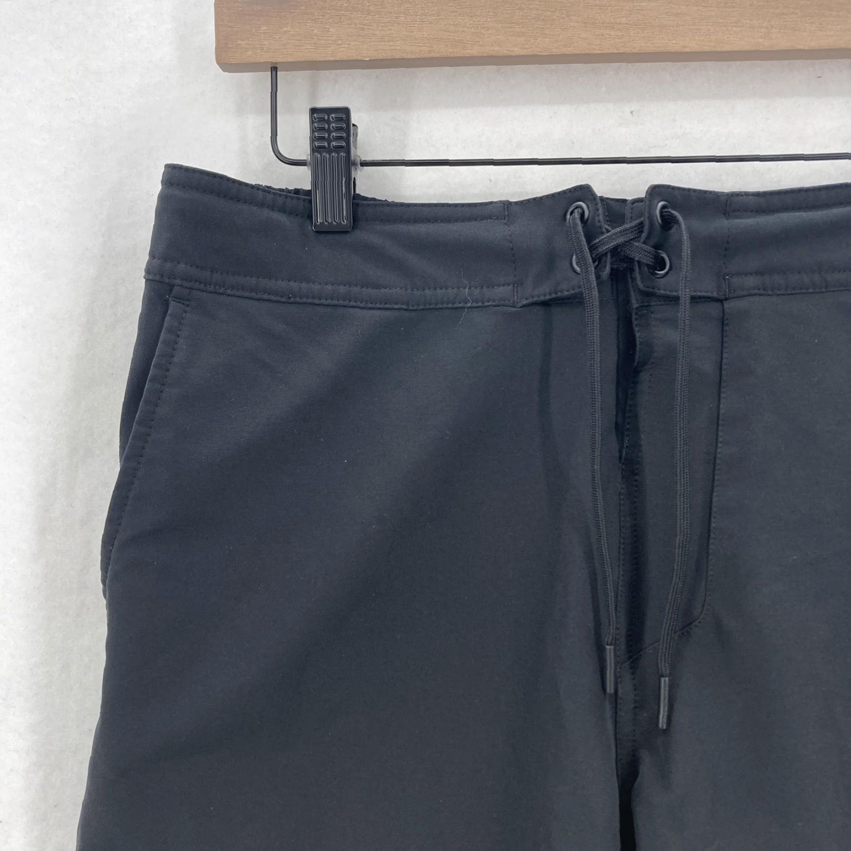 Ten Thousand Ten Thousand Shorts Mens M Black Foundation 7" Athletic Training TSH3003VS Size US 31 - 2 Thumbnail