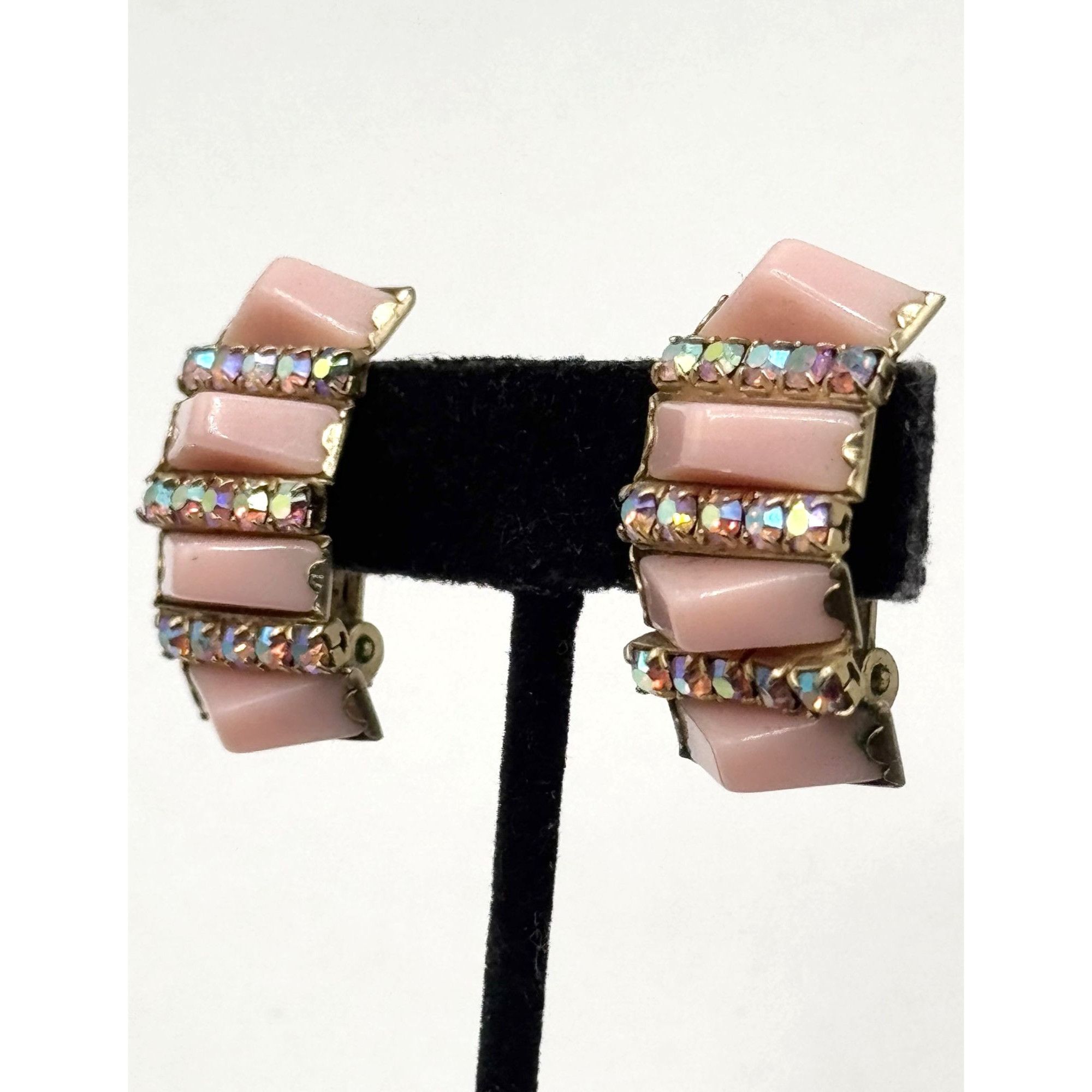 Vintage Vintage pink thermoset rhinestone climber clip on earrings Size ONE SIZE - 2 Thumbnail