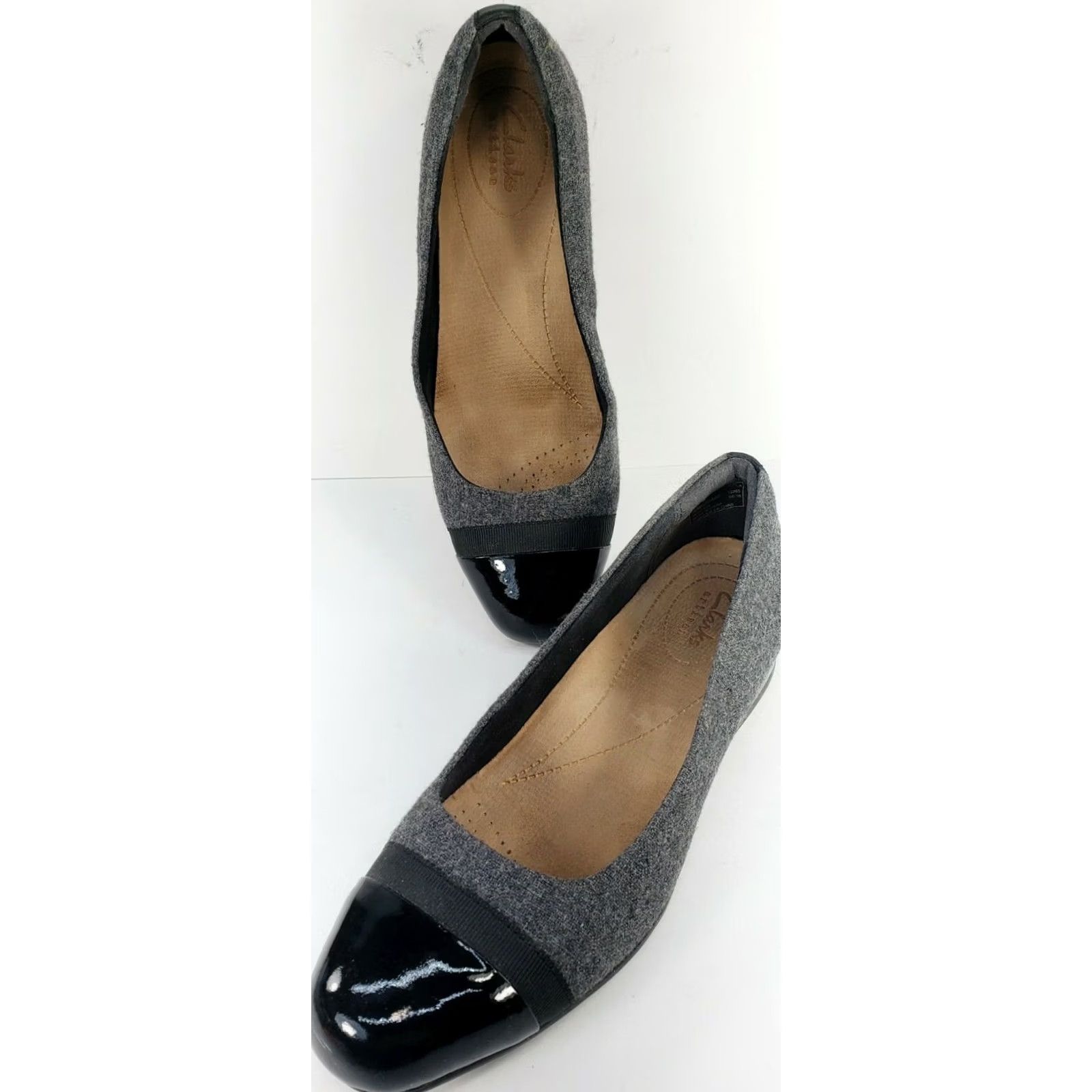 Clarks Clarks Collection Women’s Gray Wool Black Patent Leather Cap Toe Flats Size 7M Size ONE SIZE - 2 Thumbnail