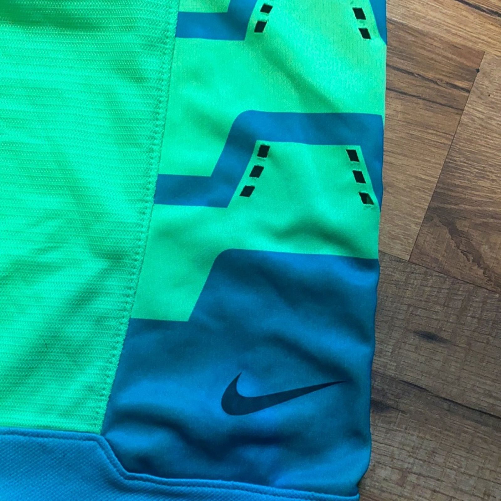 Nike 2010 Nike Dri-Fit Lebron Shorts Size US 28 / EU 44 - 2 Thumbnail