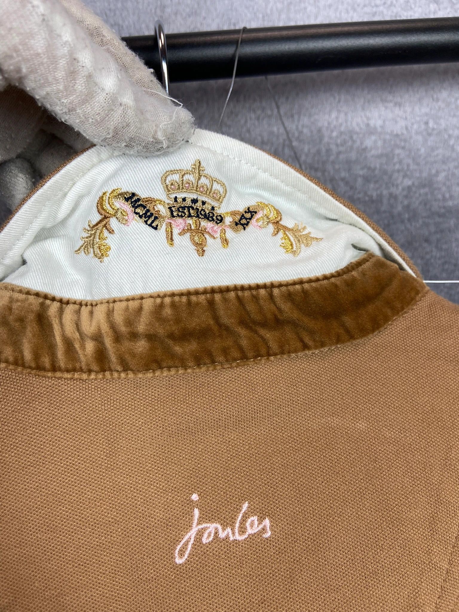 Vintage Joules Polo Club Beige Polo Shirt Embroidered Crest 44 Size US M / EU 48-50 / 2 - 6 Thumbnail