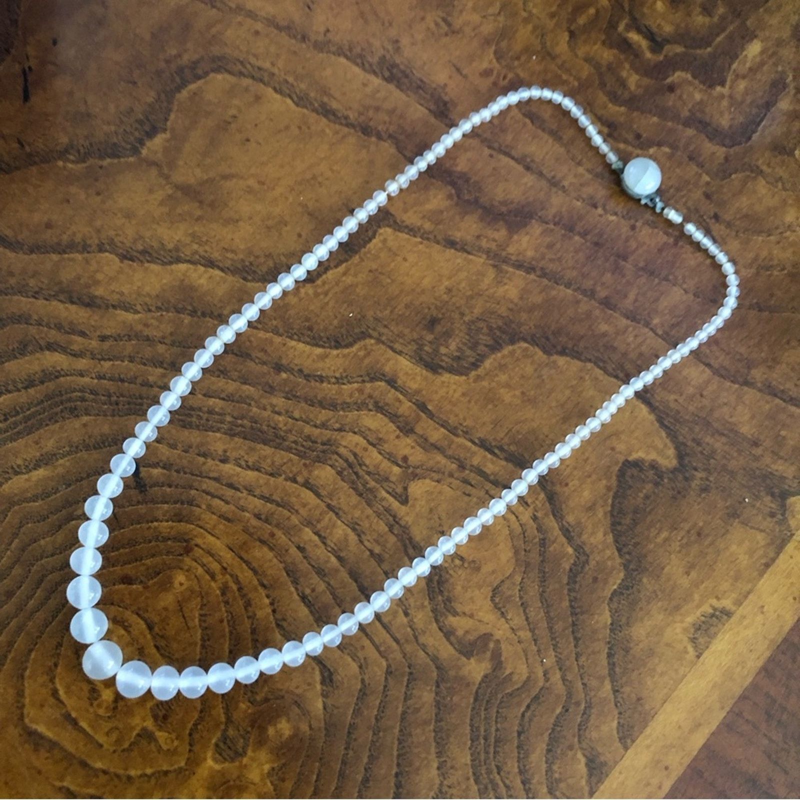 Other Vintage graduated opalescent glass wedding bead necklace Size ONE SIZE - 12 Thumbnail