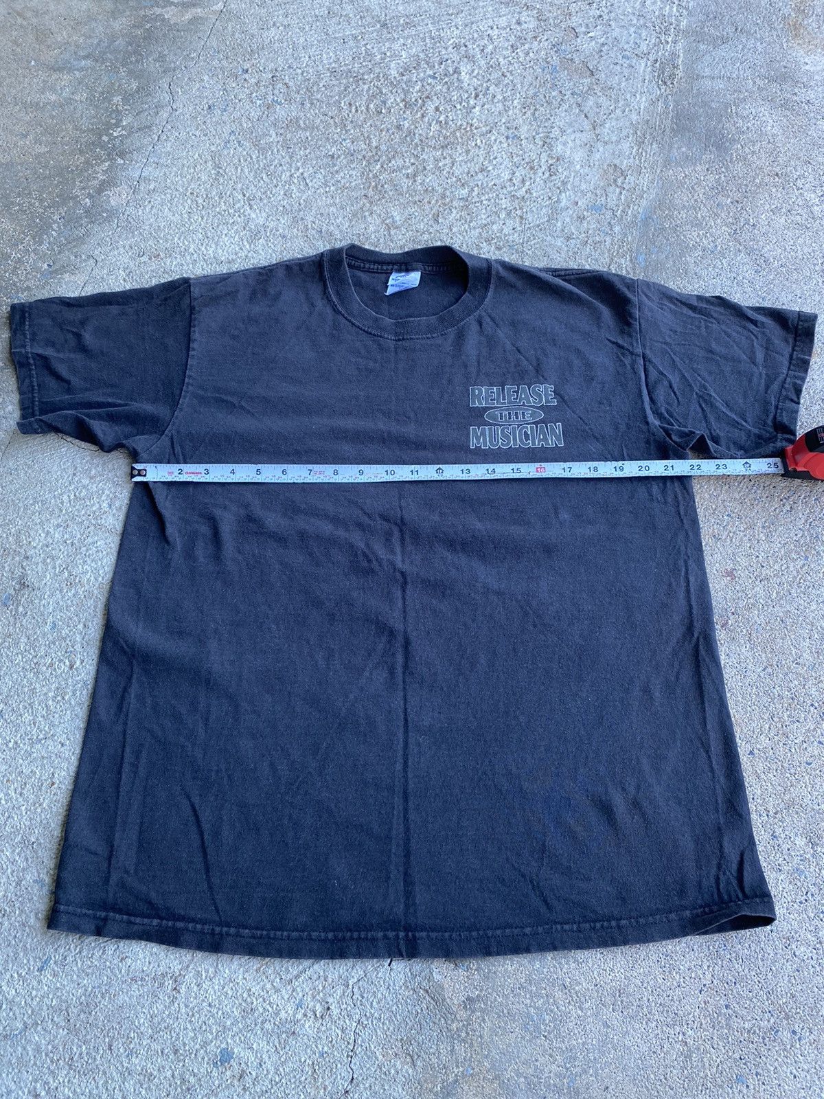Band Tees × Vintage Vintage Y2K Guitar Musician Faded Shirt Size US L / EU 52-54 / 3 - 8 Thumbnail