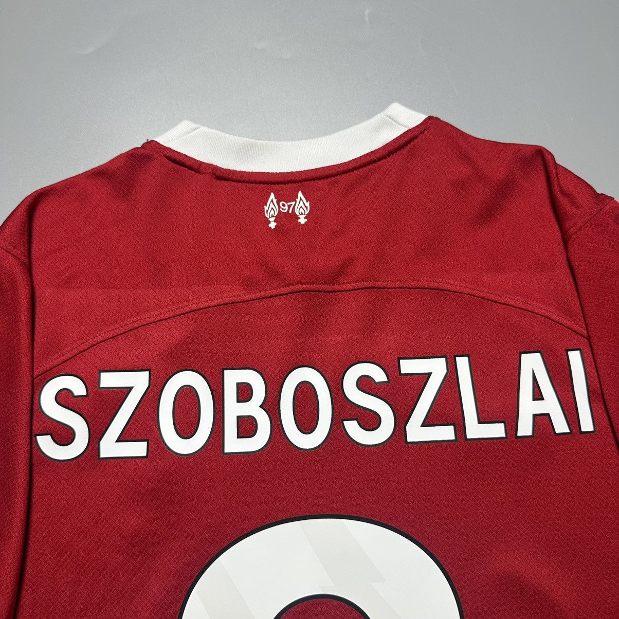 Nike LIVERPOOL NIKE 2023/2024 SOCCER HOME JERSEY #8 SZOBOSZLAI Size US M / EU 48-50 / 2 - 12 Thumbnail