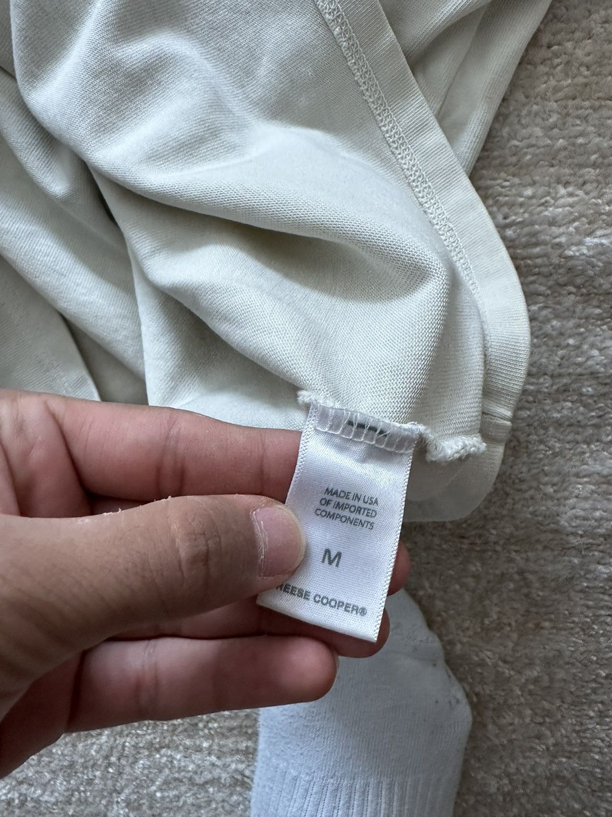 Reese Cooper Reese Cooper SS2022 White And Red Outdoor Supply T-Shirt Size US M / EU 48-50 / 2 - 5 Thumbnail
