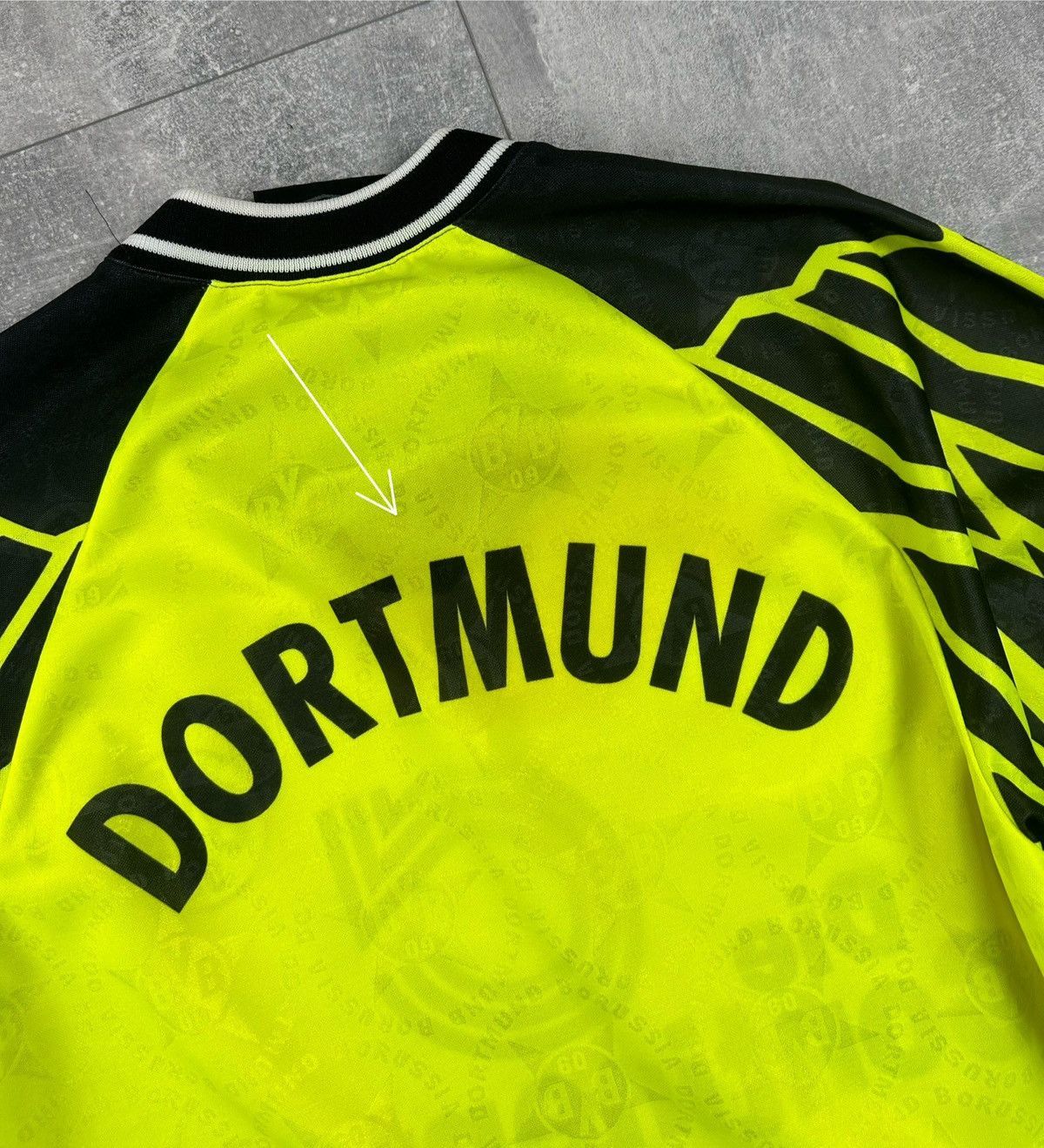 Nike Nike Borussia Dortmund 1994/95 Home Soccer Football Jersey Size US S / EU 44-46 / 1 - 23 Thumbnail