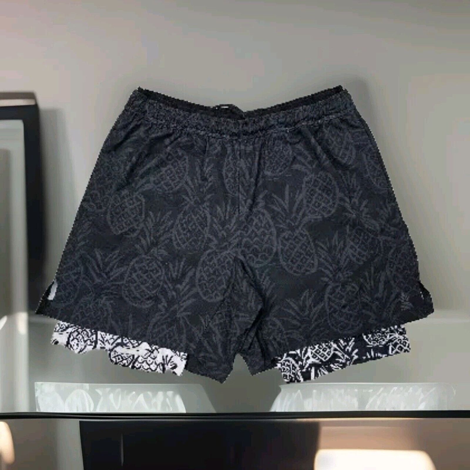Chubbies Chubbies 5.5" Swim Trunk w/Liner - The En Fuegos - Large Size US 28 / EU 44 - 2 Thumbnail