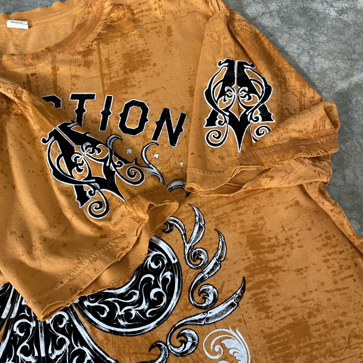 Affliction Vintage Y2K Affliction Seek & Destroy Dagger Distressed Tee Size US XXL / EU 58 / 5 - 8 Thumbnail