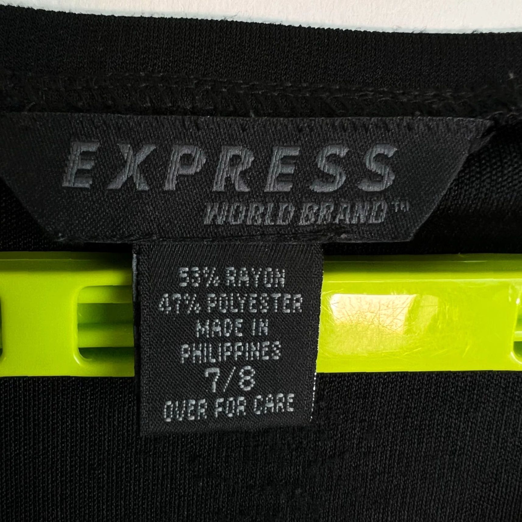 Express Express A Line Dress Size 7/8 Black V Neck 3/4 Sleeve Size M / US 6-8 / IT 42-44 - 3 Thumbnail