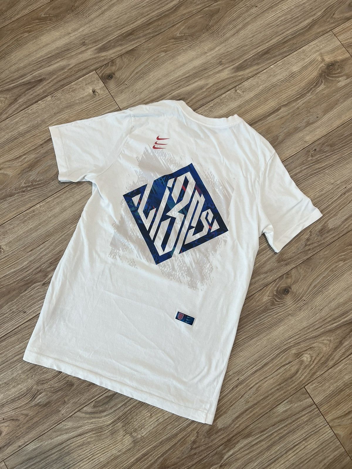 Nike T shirt Nike Swoosh England Vintage Size US S / EU 44-46 / 1 - 1 Thumbnail