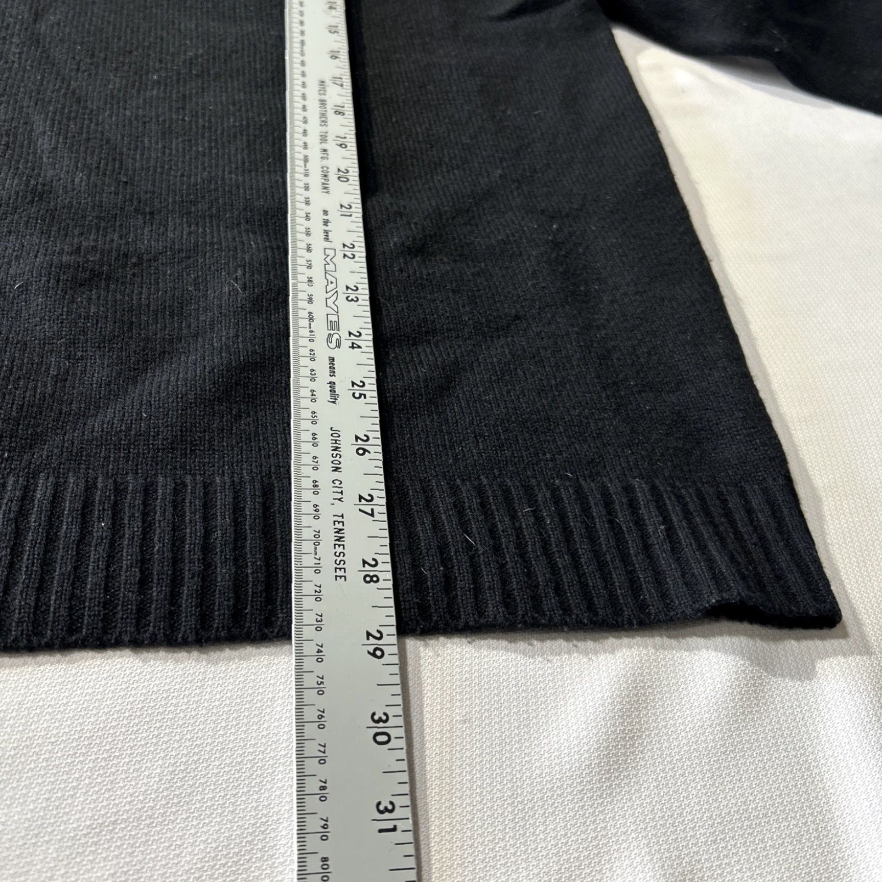 Orvis ORVIS Men’s 90% Lambswool 10% Cashmere Crew Neck Black Sweater XL Pullover Knit Sportswear Classic Casual All Seasons Lightweight Long Sleeve Navy? Size US XL / EU 56 / 4 - 5 Thumbnail