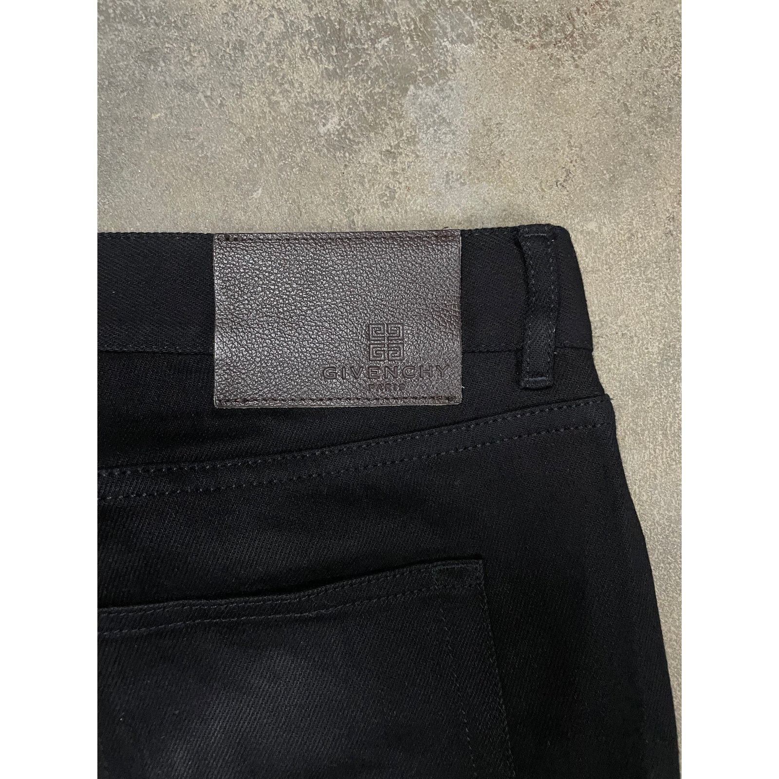 Givenchy Givenchy Pants Black Stripe Used 31 Size US 31 - 6 Thumbnail