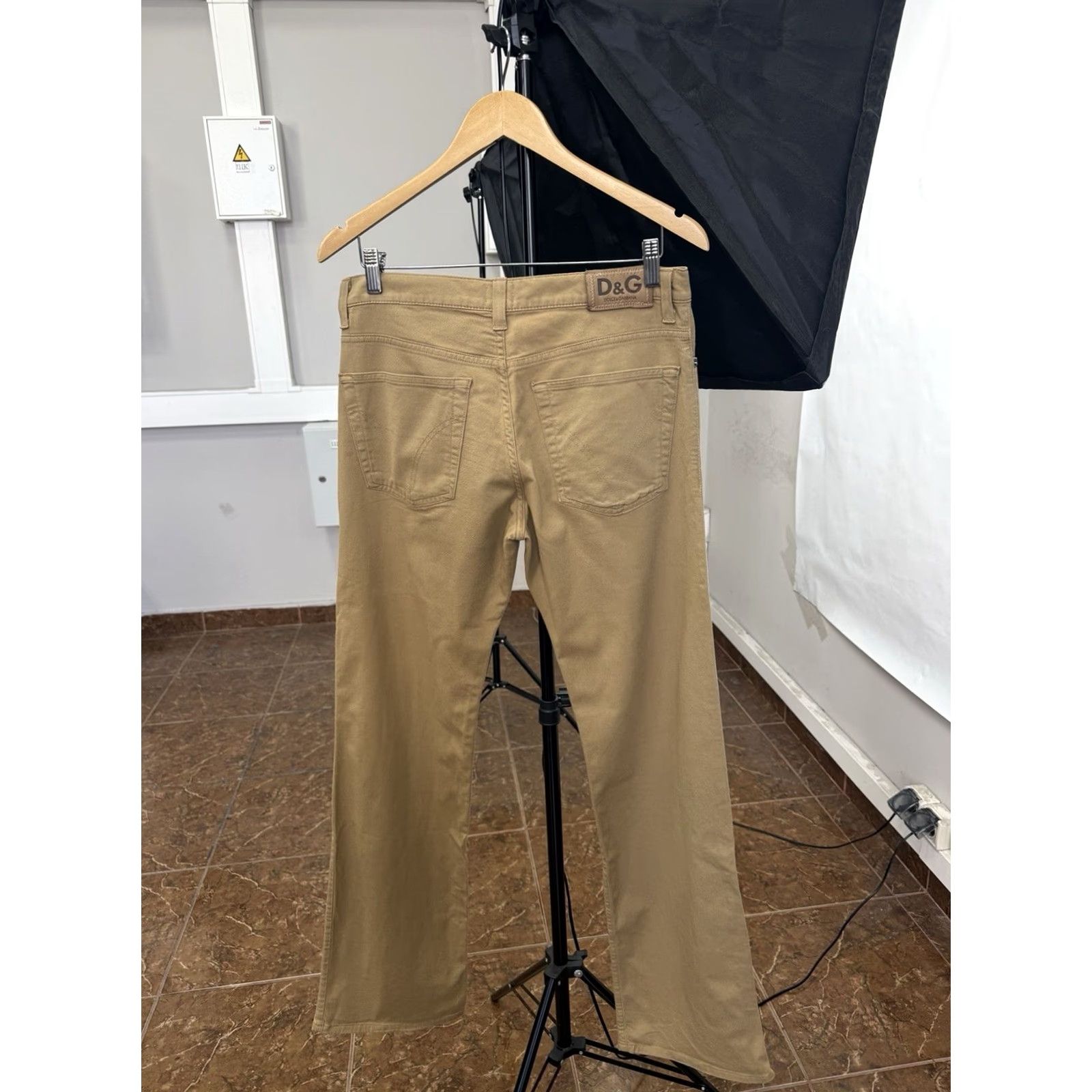 Dolce & Gabbana VINTAGE 90s Dolce&Gabbana Brown Pants Men's Regular 34 Inseam 33.46 in Brown 90s Mens Pants Classic Made in Italy Size US 34 / EU 50 - 2 Thumbnail