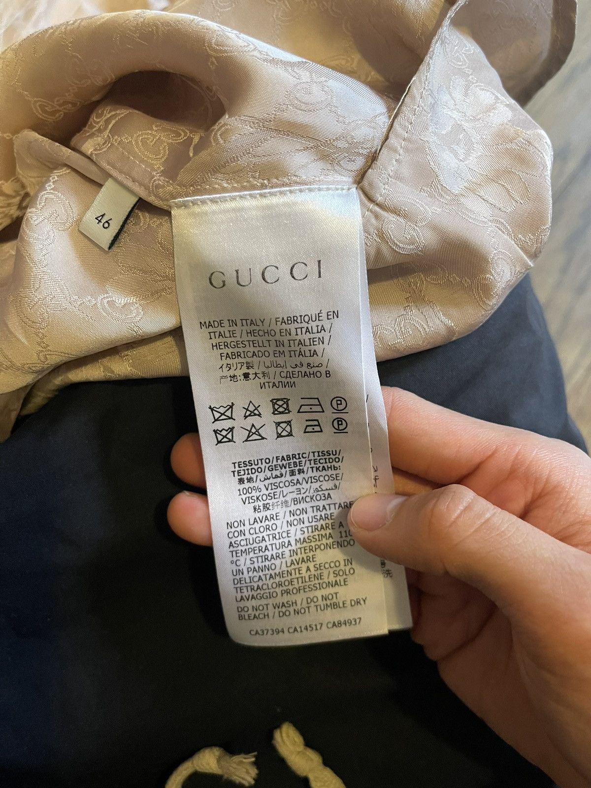 Gucci Gucci monogram oversized viscose button up Size US S / EU 44-46 / 1 - 5 Thumbnail