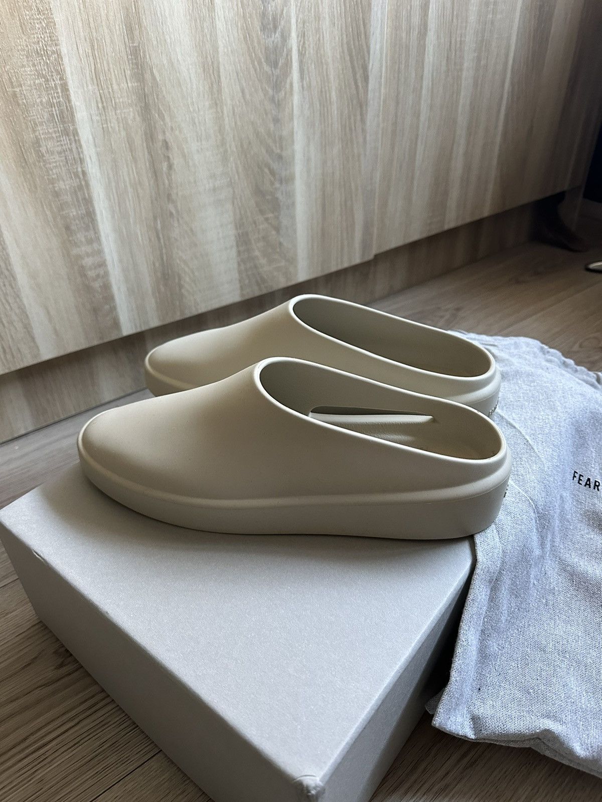 Fear of God Fear of god Slip On Slides Size US 7 / EU 40 - 3 Thumbnail