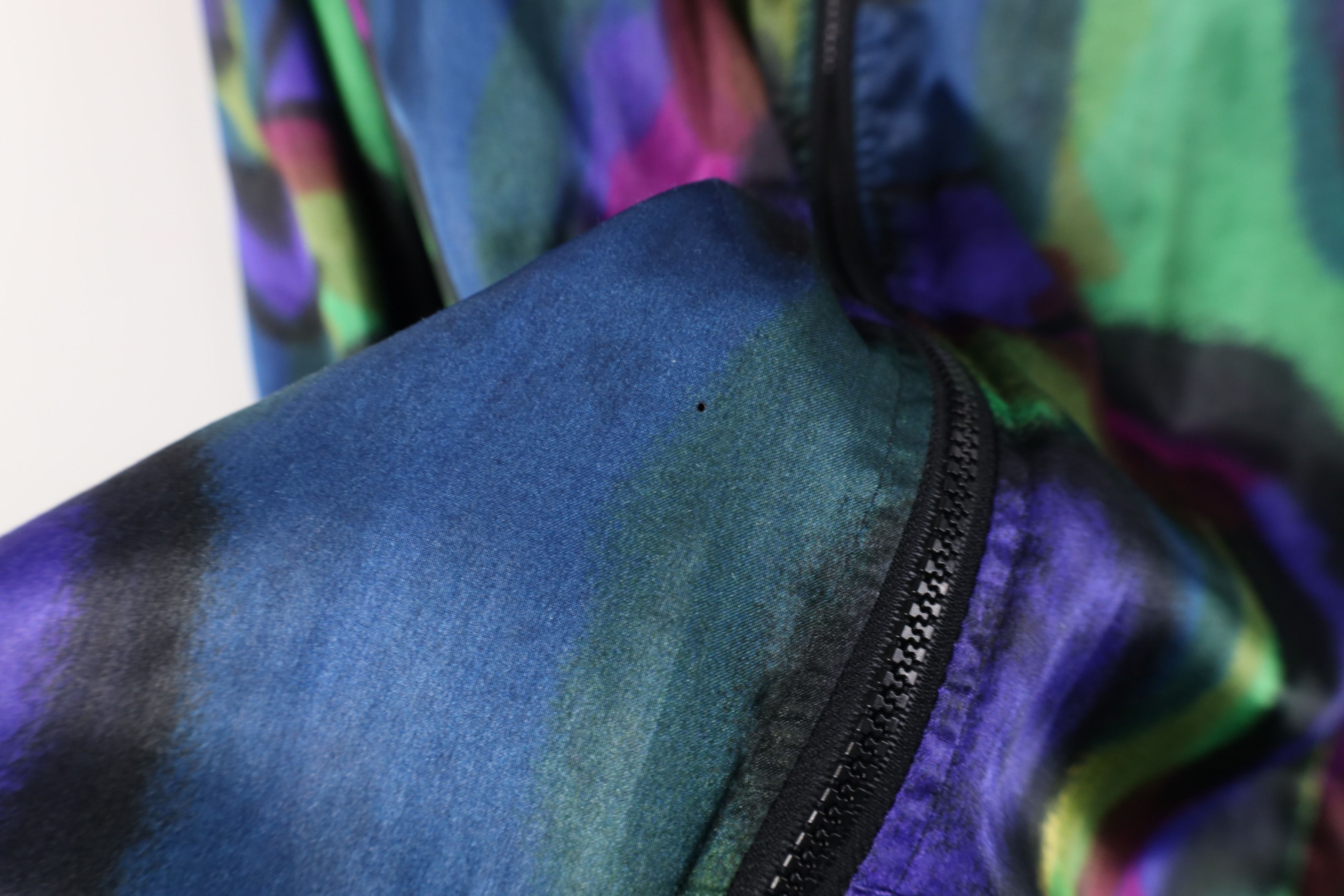 Vintage Vintage 90s Streetwear Silky Rainbow Full Zip Bomber Jacket Size XXL / US 16-18 / IT 52-54 - 6 Thumbnail
