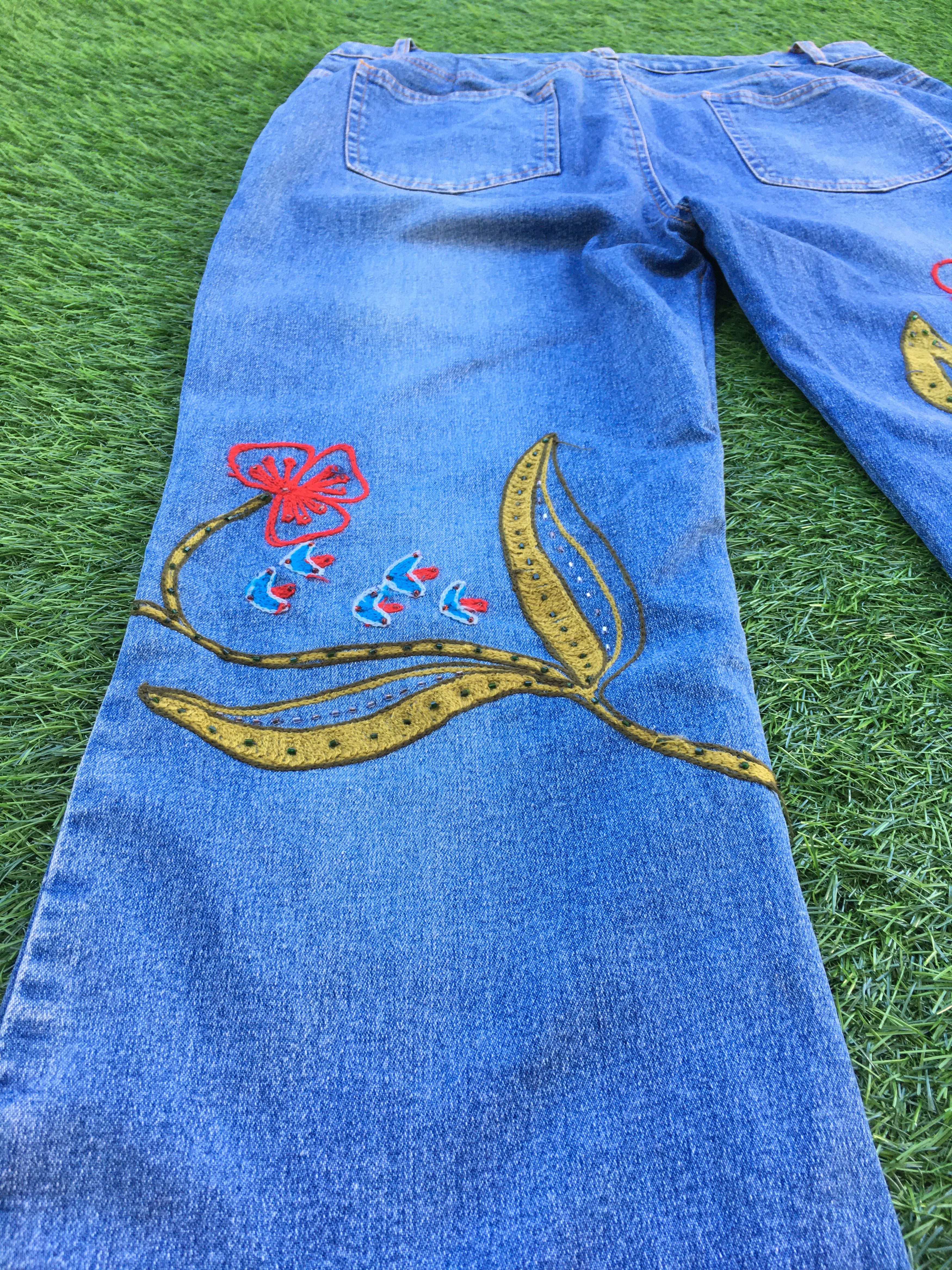 Designer × Jean Hippie Boho Embroidered Flare denim D-1018 Size 30" / US 8 / IT 44 - 9 Thumbnail