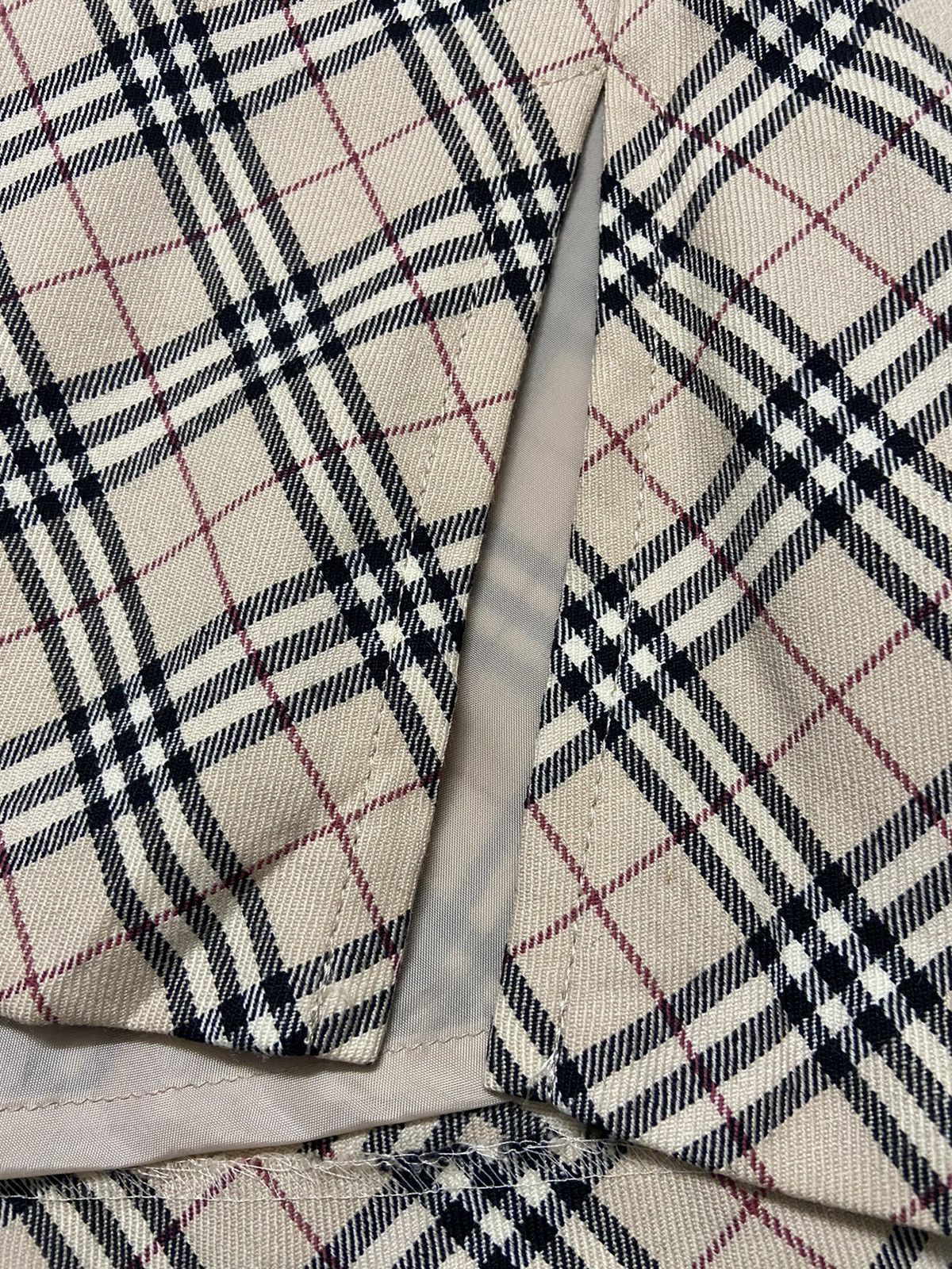Burberry × Designer Burberry Blue Label Nova Check Midi Skirt Size 26" / US 2 / IT 38 - 3 Thumbnail