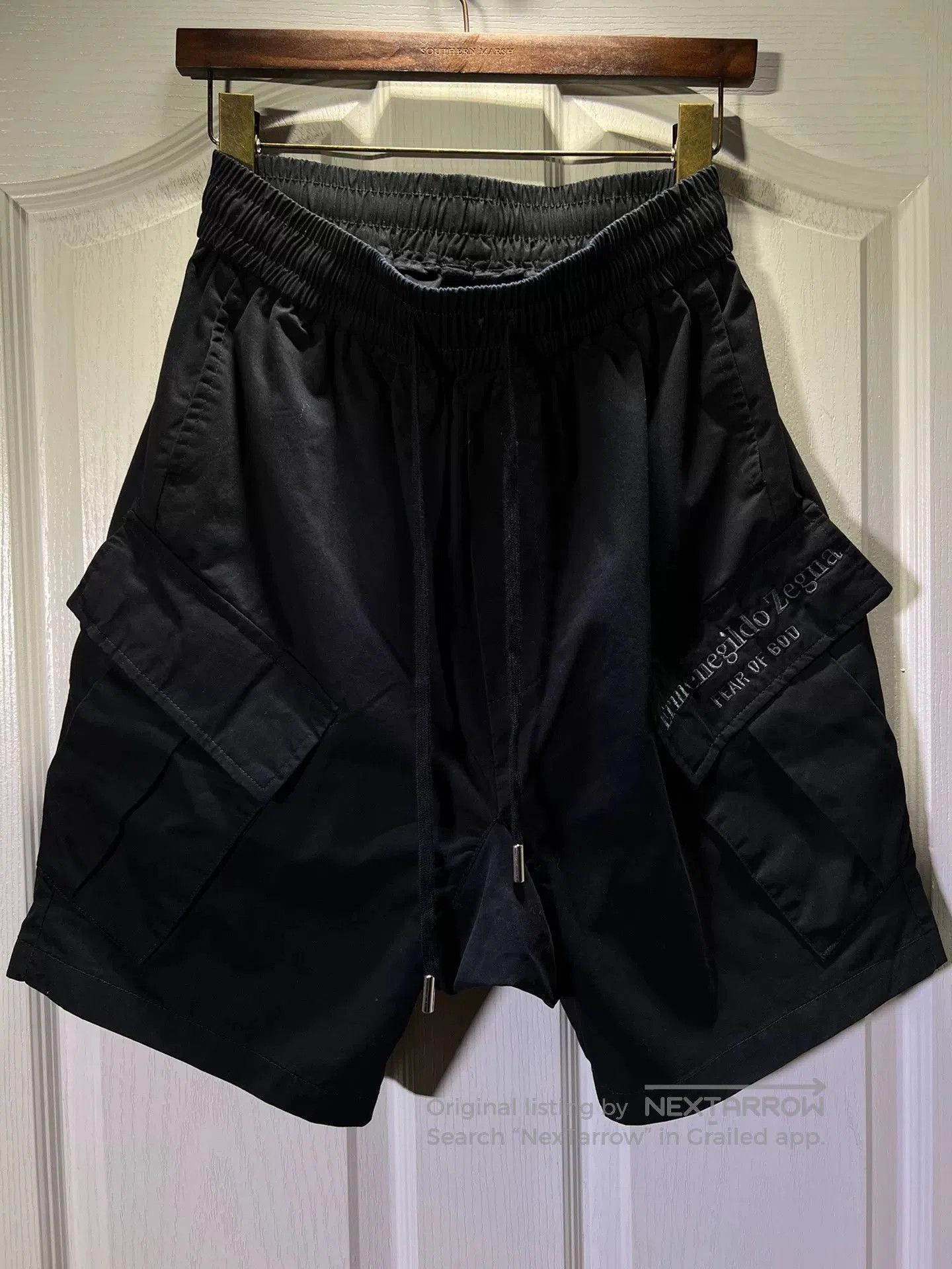 Ermenegildo Zegna ZEGNA Men's Summer Black Cargo Shorts. Size US 32 / EU 48 - 1 Thumbnail
