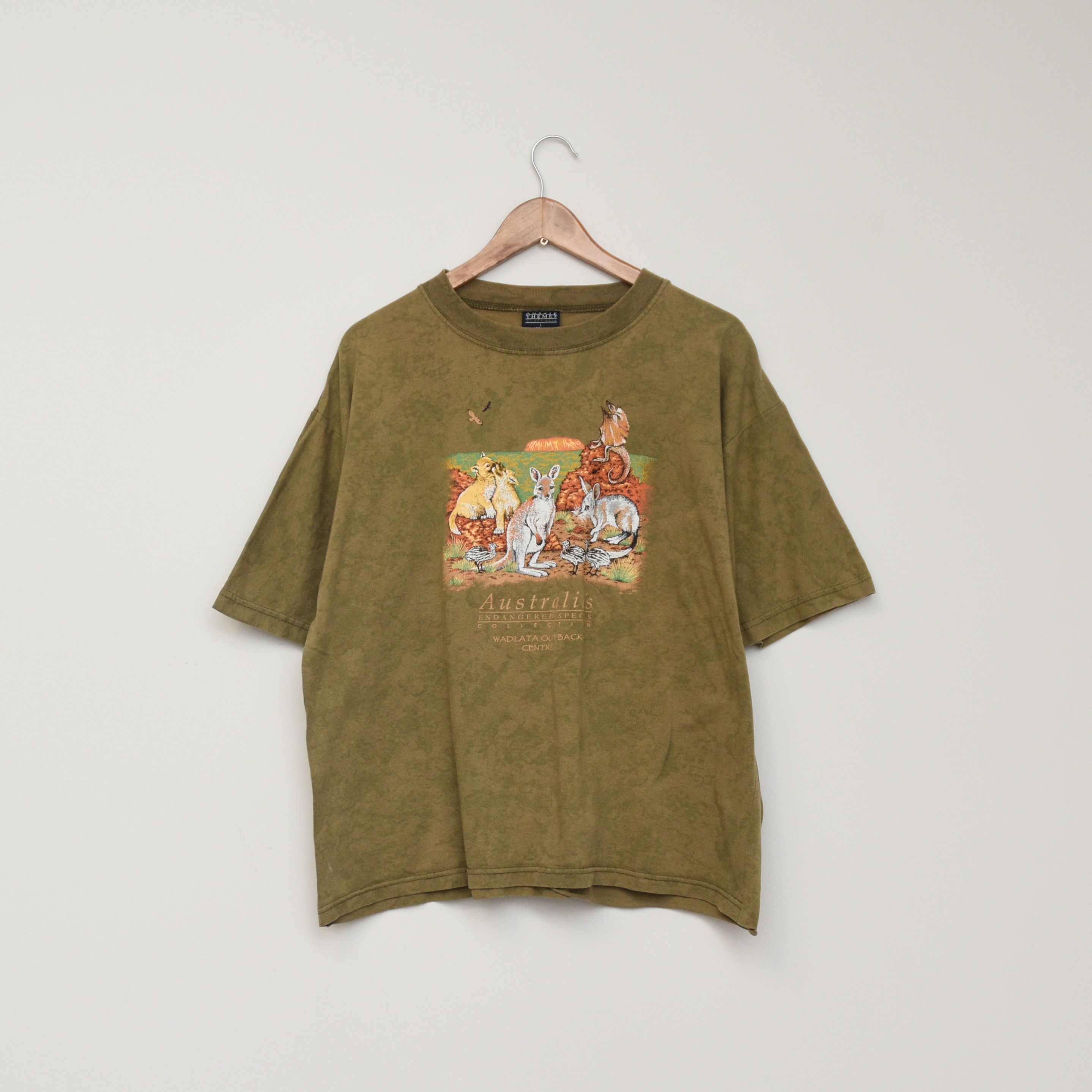 Man Made In Australia Vintage 90s Aussie Theme Purely Australian Clothing T-Shirt Size US L / EU 52-54 / 3 - 1 Thumbnail