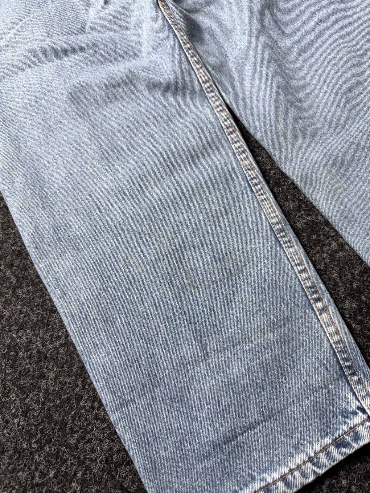 Levi's Vintage Clothing 90s Levi's 550 Distressed Dirty Relaxed Fit USA Retro Jeans Size US 35 - 15 Thumbnail