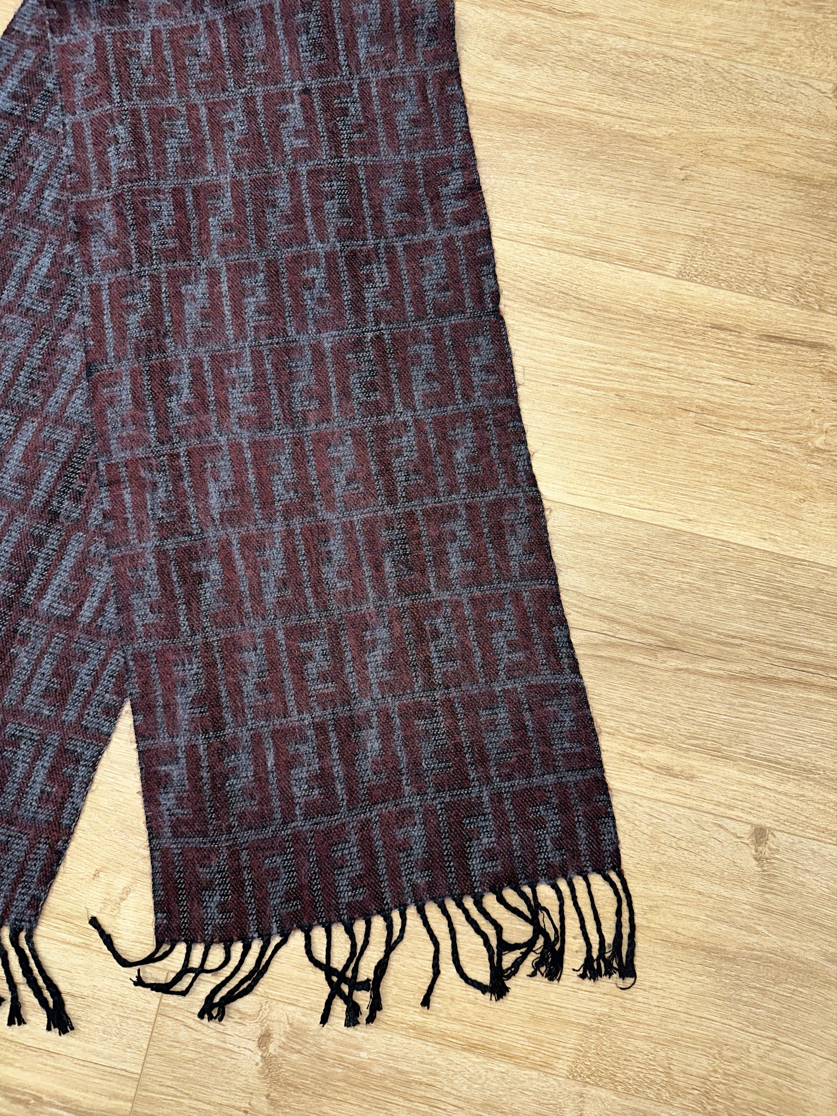 Fendi Fendi Vintage FF Zucca Monogram Scarf Shawl 160x32cm Size ONE SIZE - 5 Thumbnail