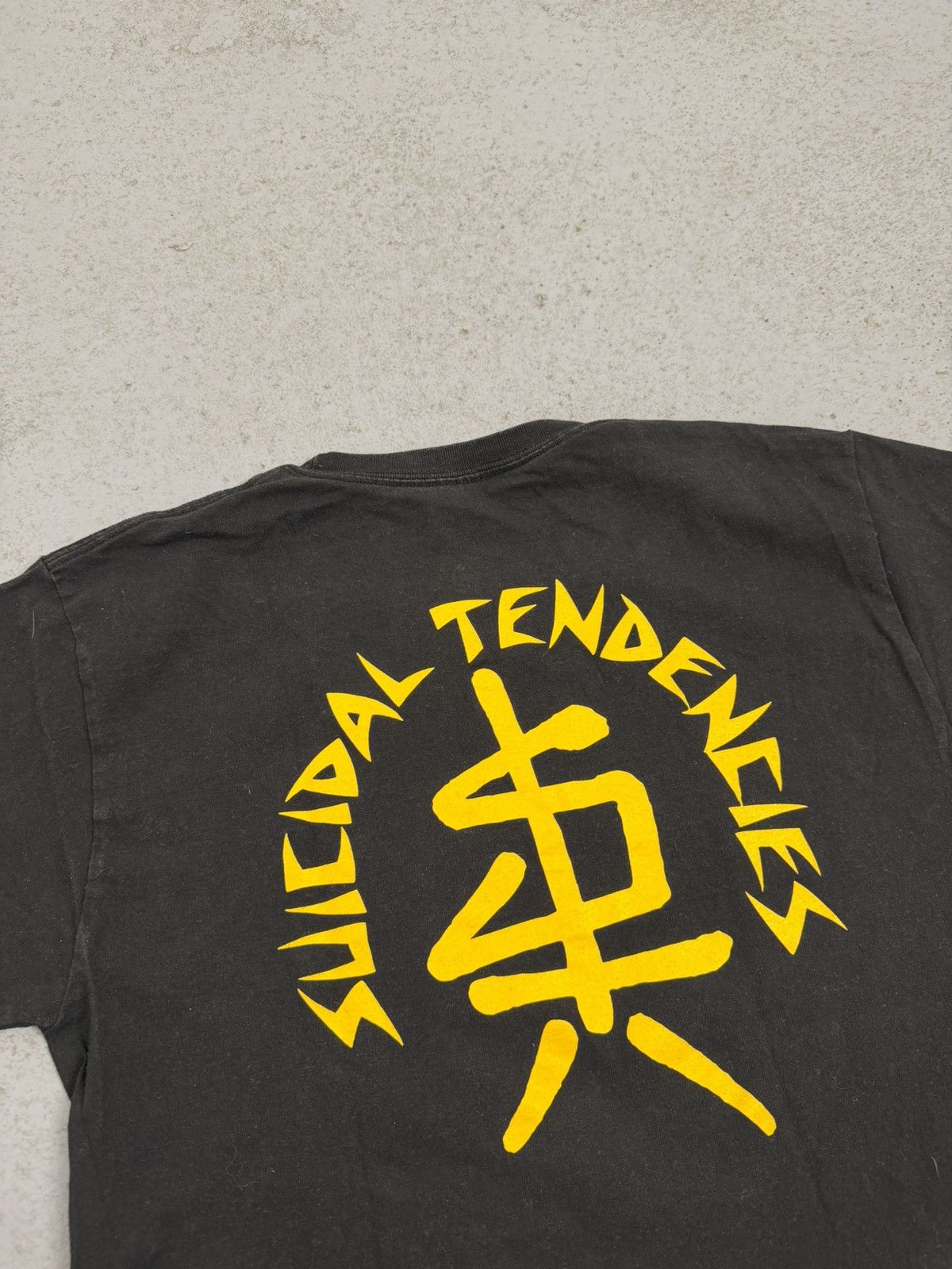 Band Tees Vintage 00s Suicidal Tendencies Backprint Rock Band T-Shirt Size US M / EU 48-50 / 2 - 7 Thumbnail